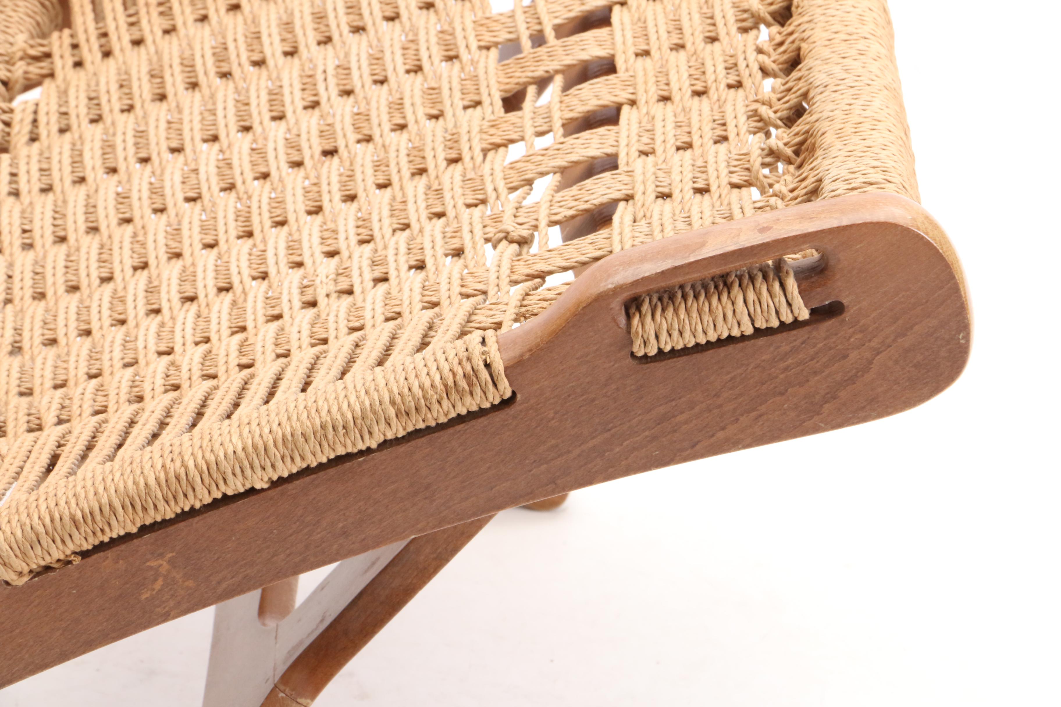 Mid Century Modern Folding Woven Rope Chair in the Style of Hans Wegner