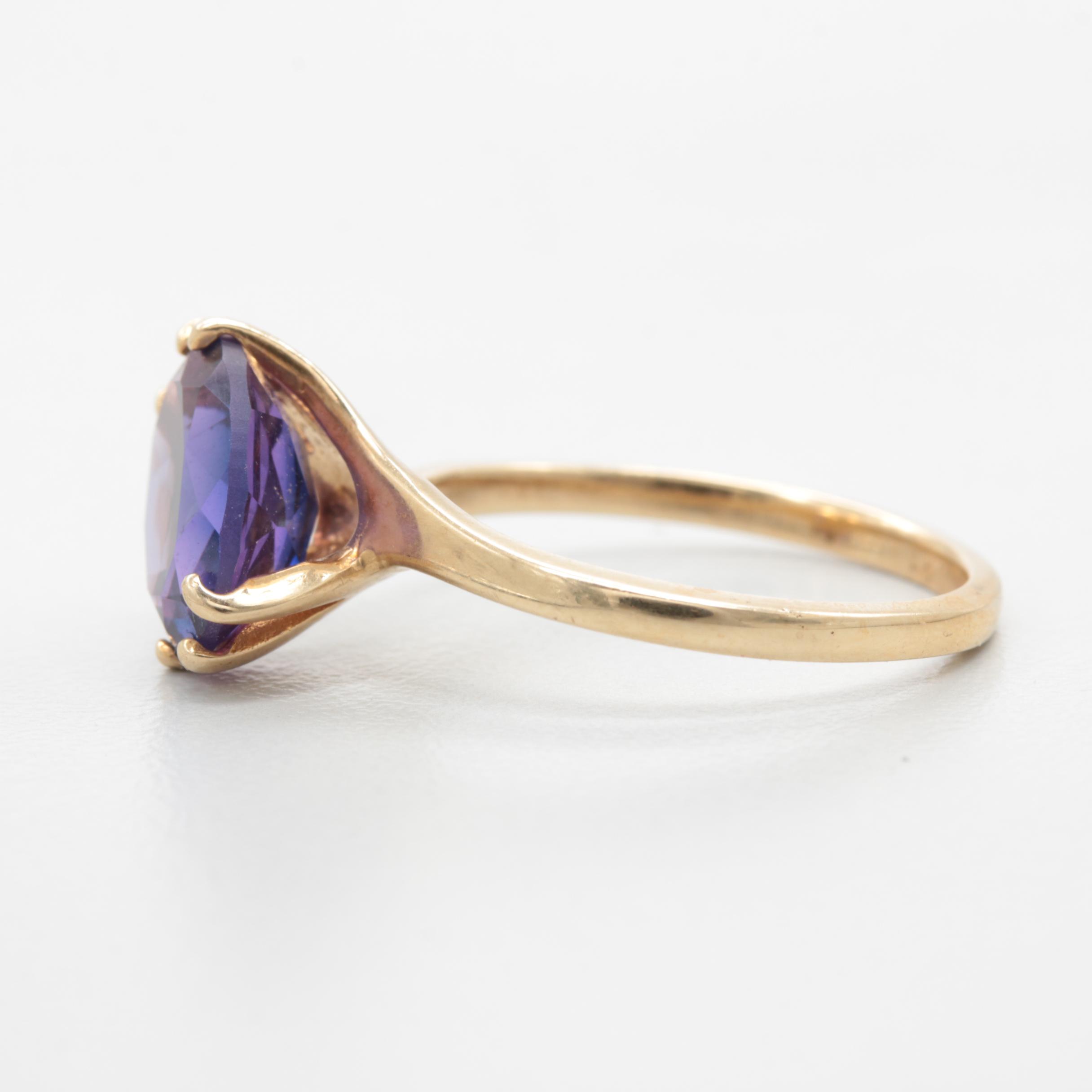 10K Yellow Gold Synthetic Color Change Sapphire Ring