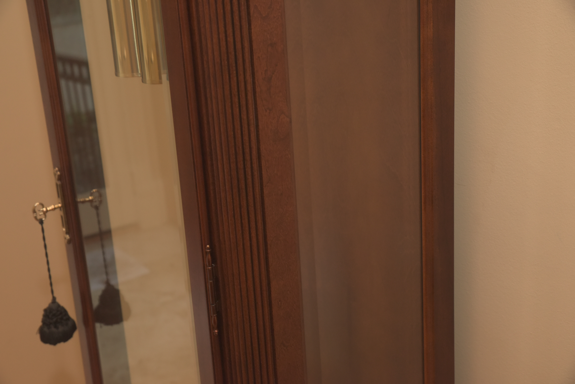 Howard Miller Ambassador Collection Grandfather Clock