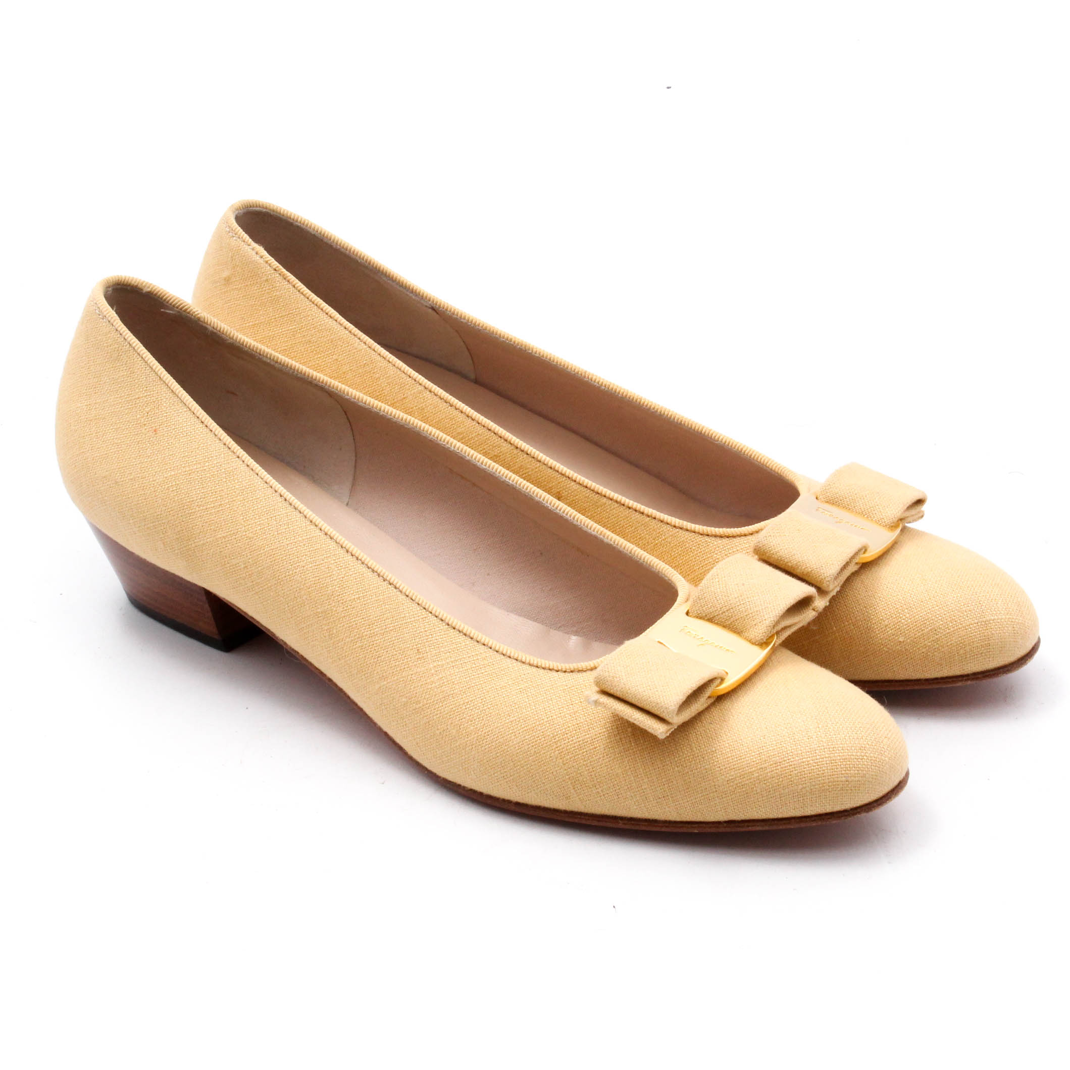 Salvatore Ferragamo Boutique Flax Linen and Grosgrain Low Heeled Pumps