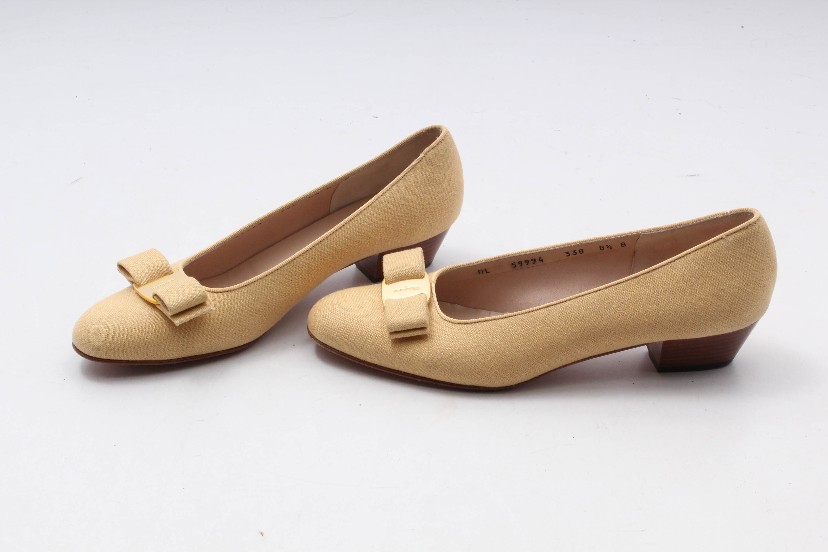 Salvatore Ferragamo Boutique Flax Linen and Grosgrain Low Heeled Pumps