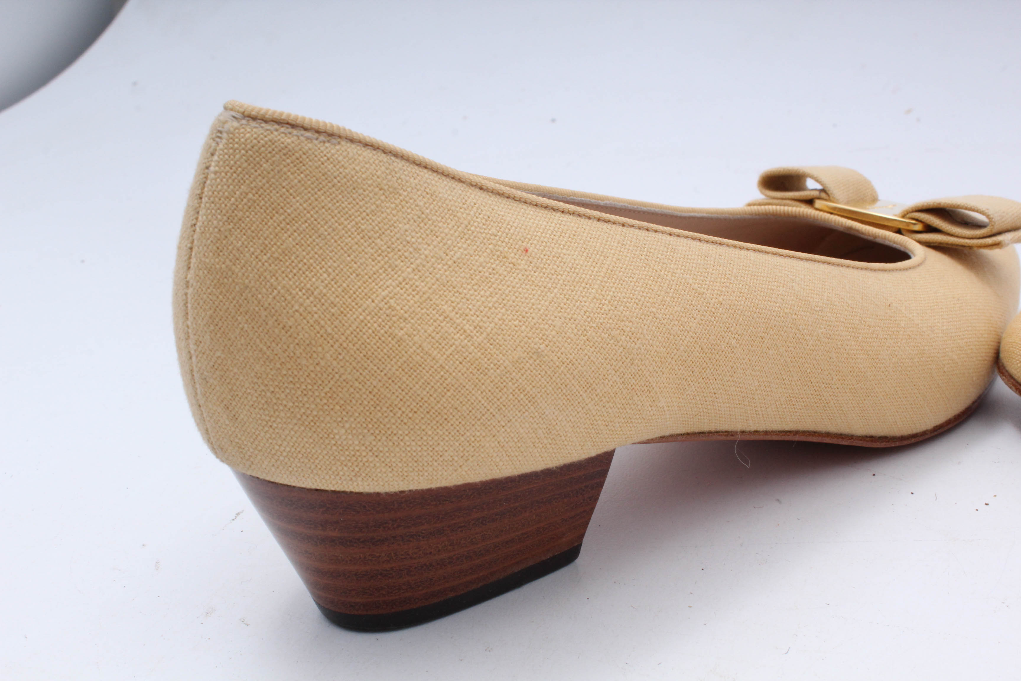 Salvatore Ferragamo Boutique Flax Linen and Grosgrain Low Heeled Pumps