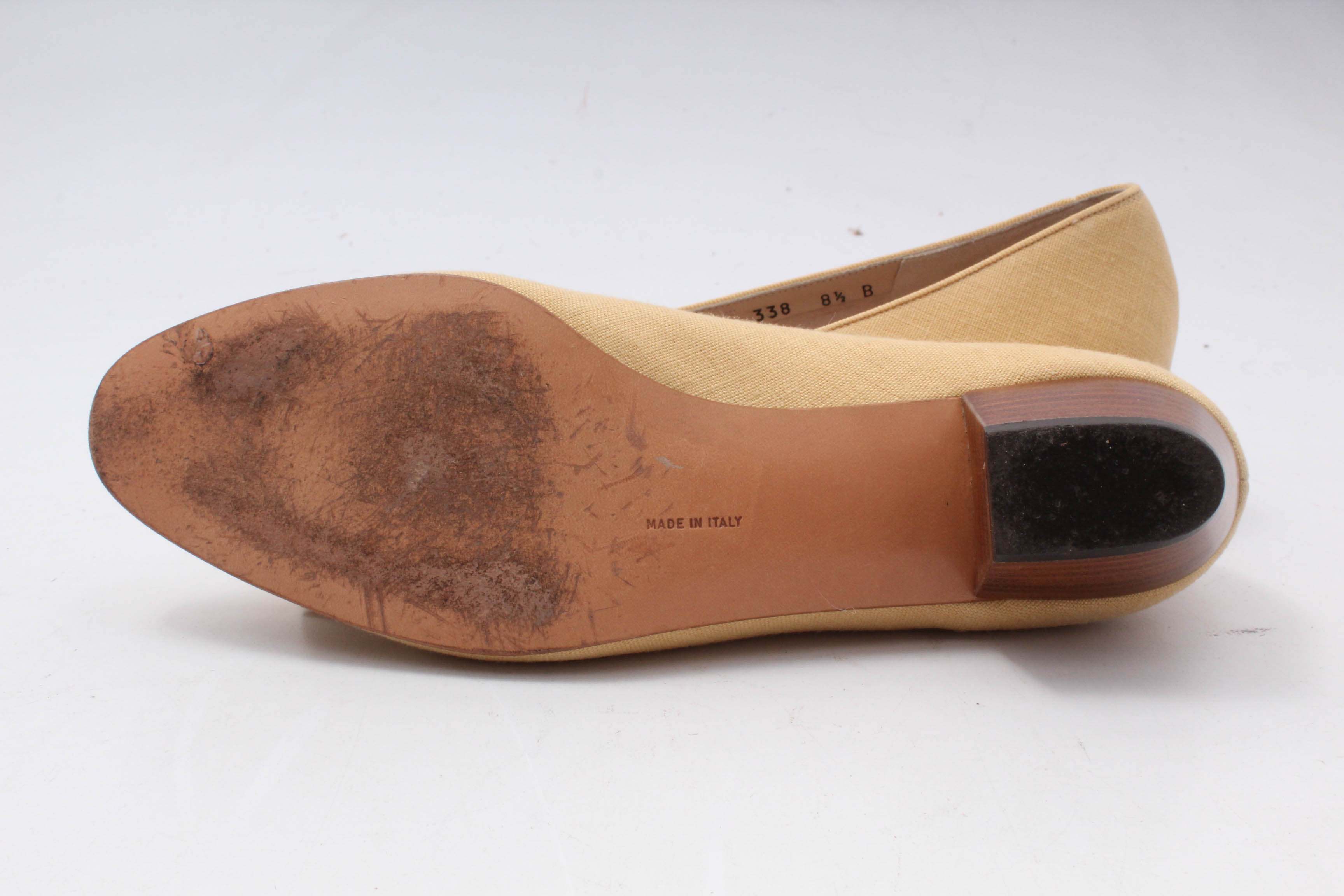 Salvatore Ferragamo Boutique Flax Linen and Grosgrain Low Heeled Pumps