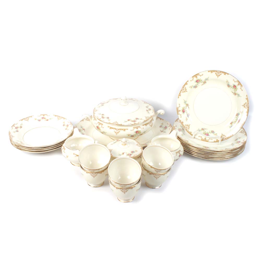 Homer Laughlin "Aristocrat" Earthenware Dinner Service