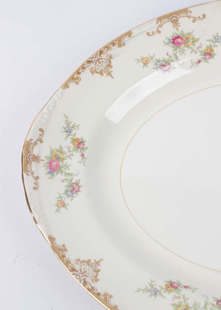 Homer Laughlin "Aristocrat" Earthenware Dinner Service