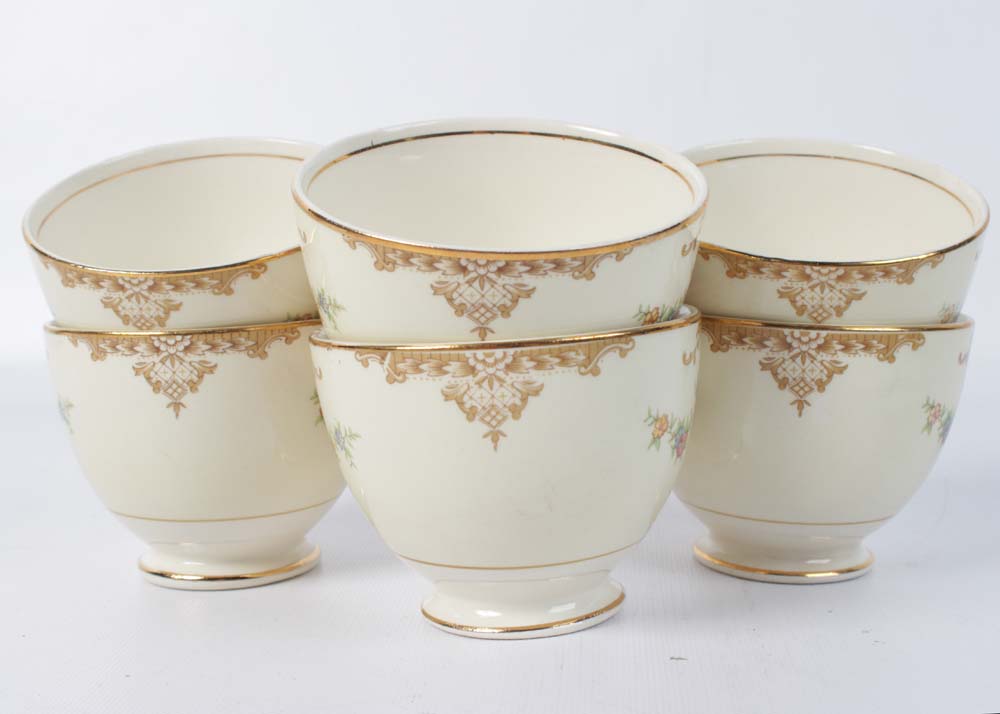 Homer Laughlin "Aristocrat" Earthenware Dinner Service