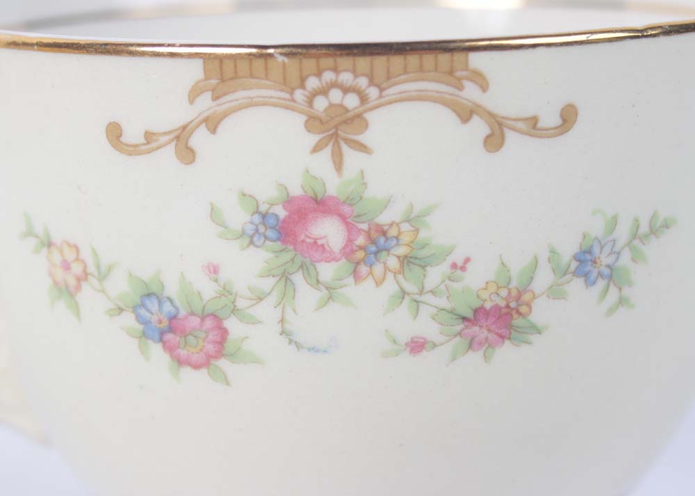 Homer Laughlin "Aristocrat" Earthenware Dinner Service