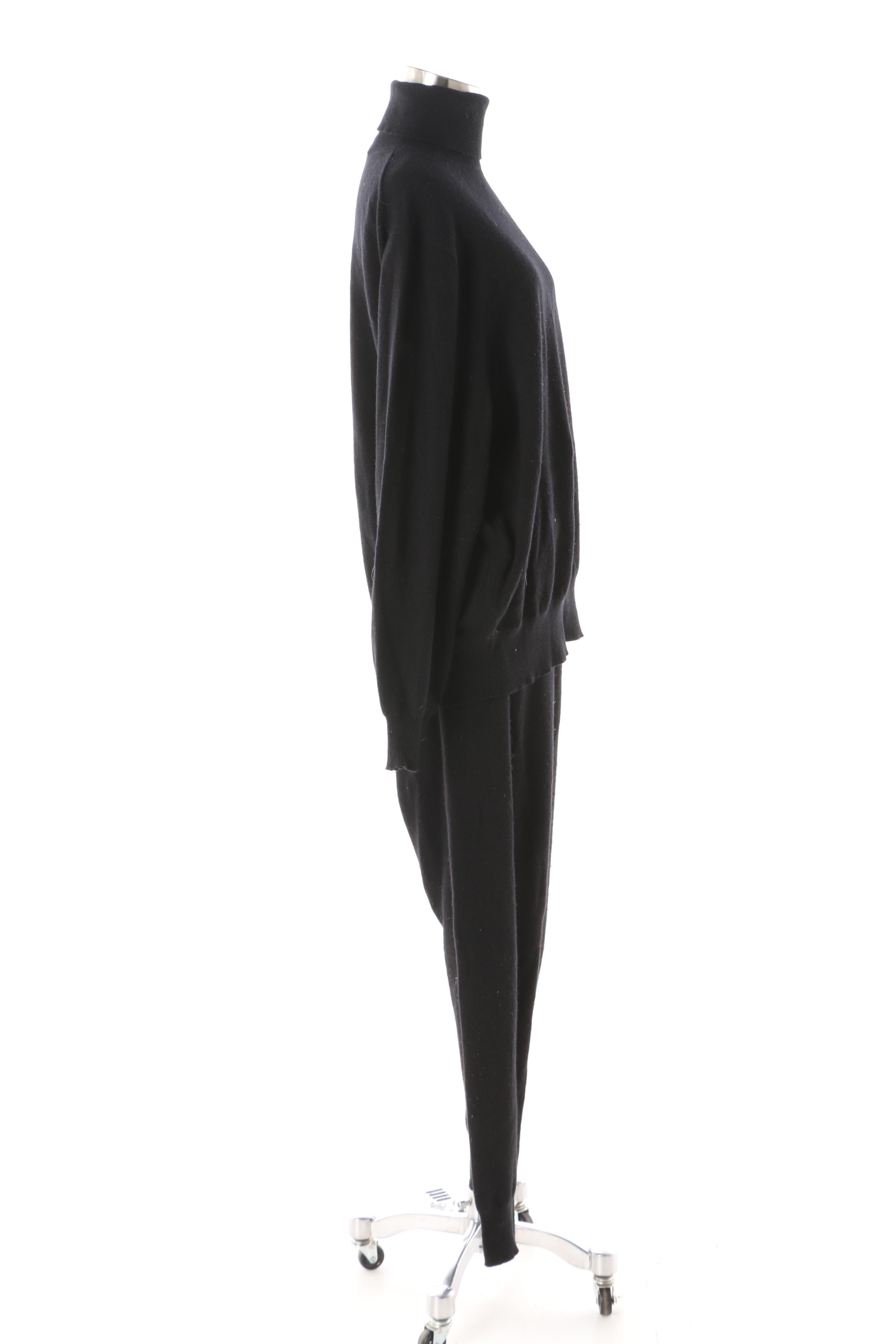 Women's Theory Black Cashmere Turtleneck Sweater and Lounge Pants
