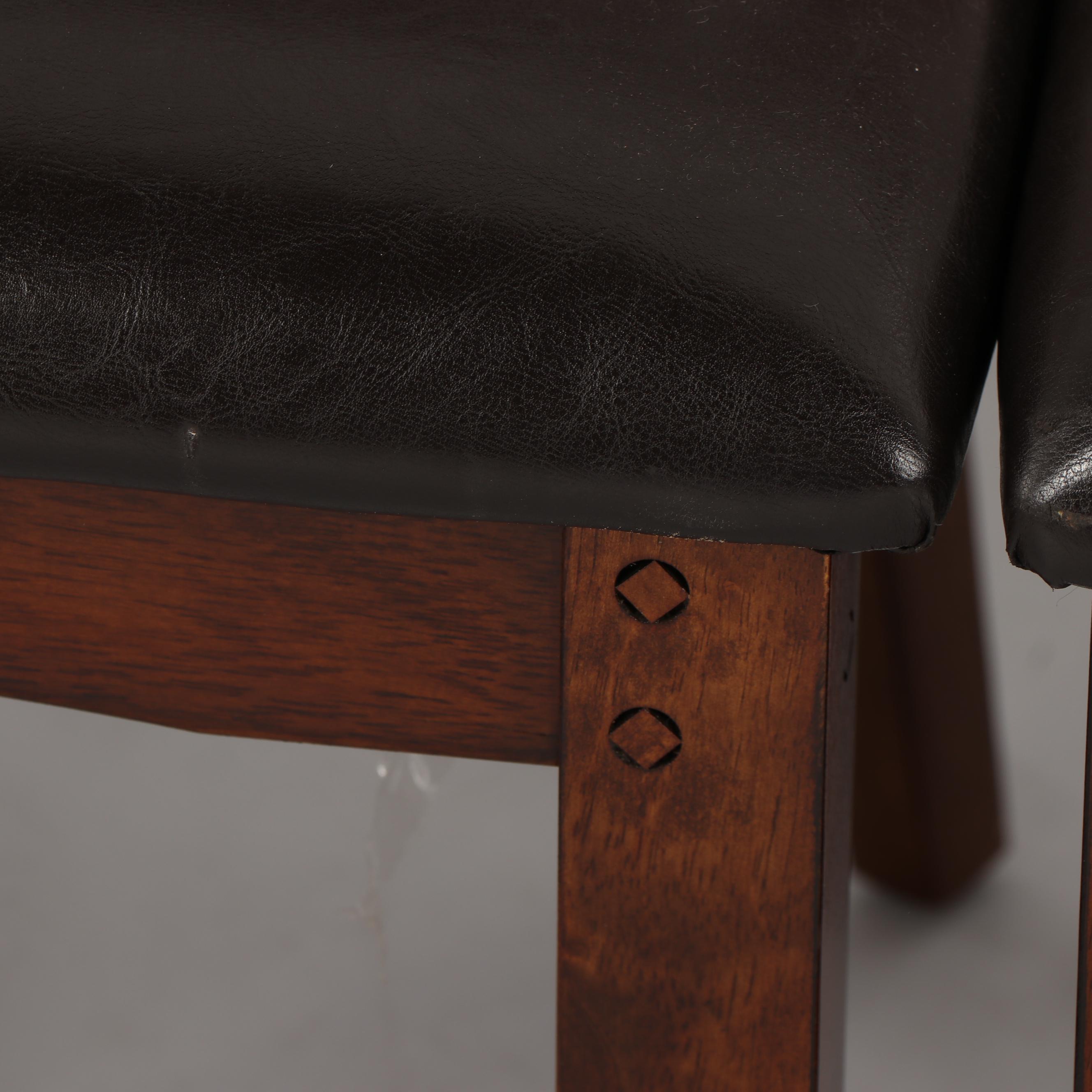 Contemporary Shaker Style Table and Six Chairs Set