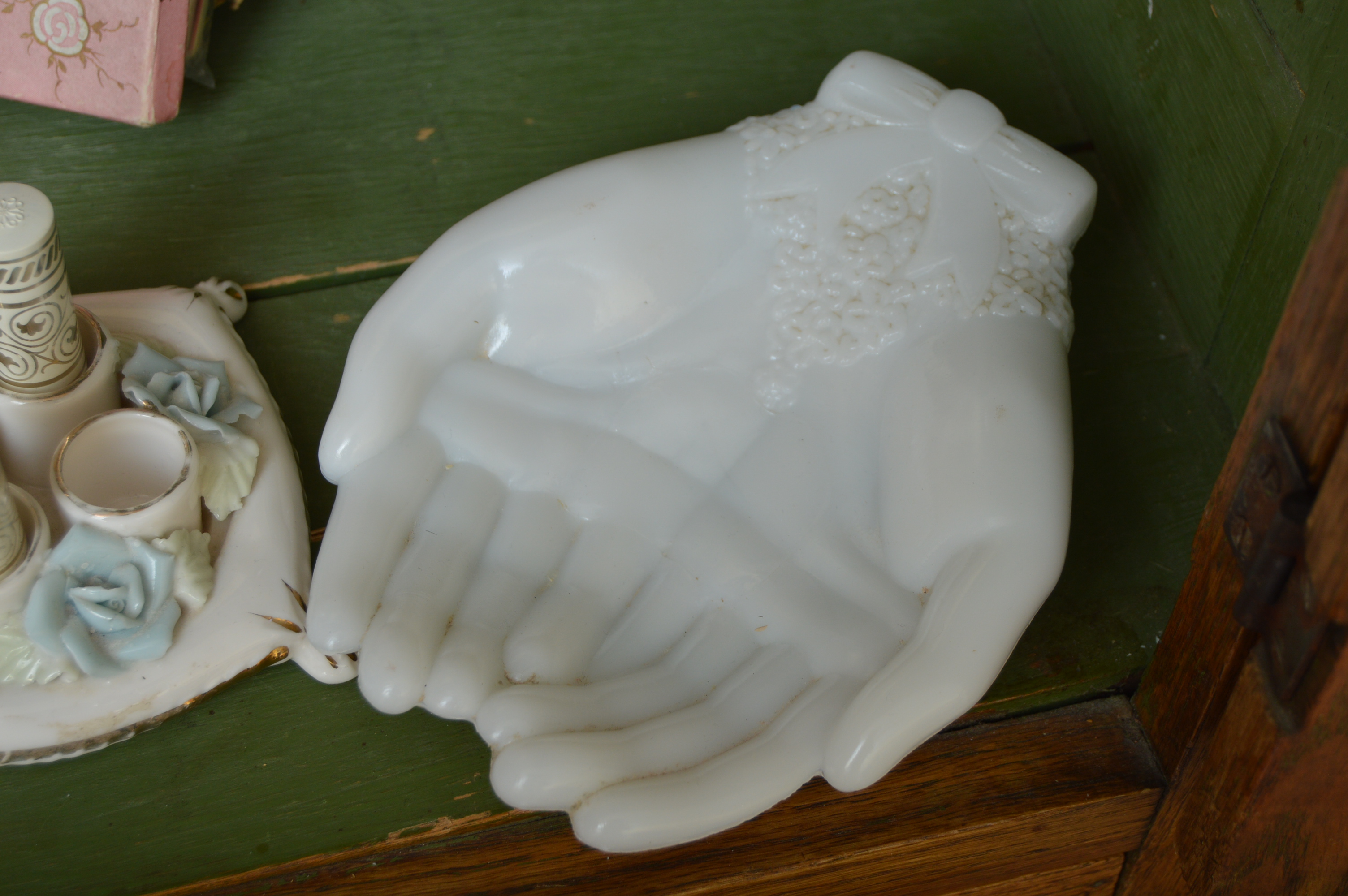 Vintage Linens and Accessories