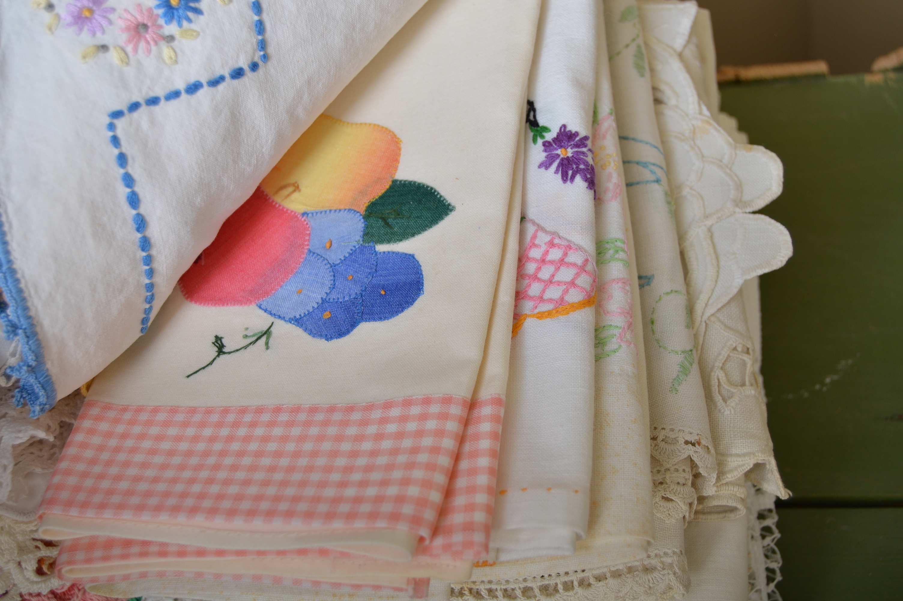 Vintage Linens and Accessories