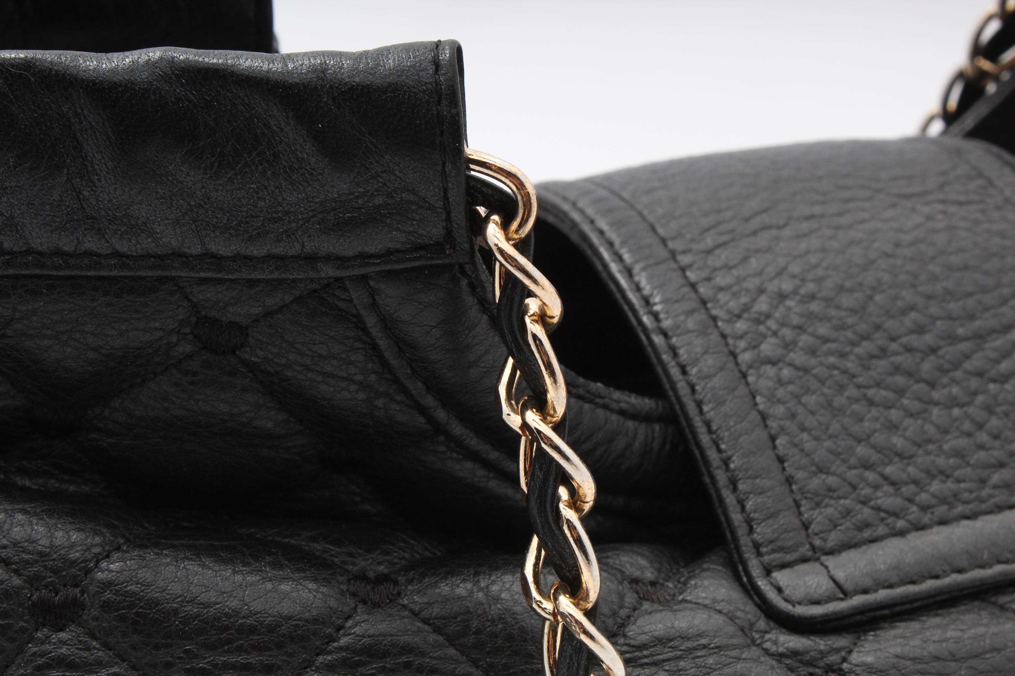 Lovecat Black Quilted Leather Shoulder Bag