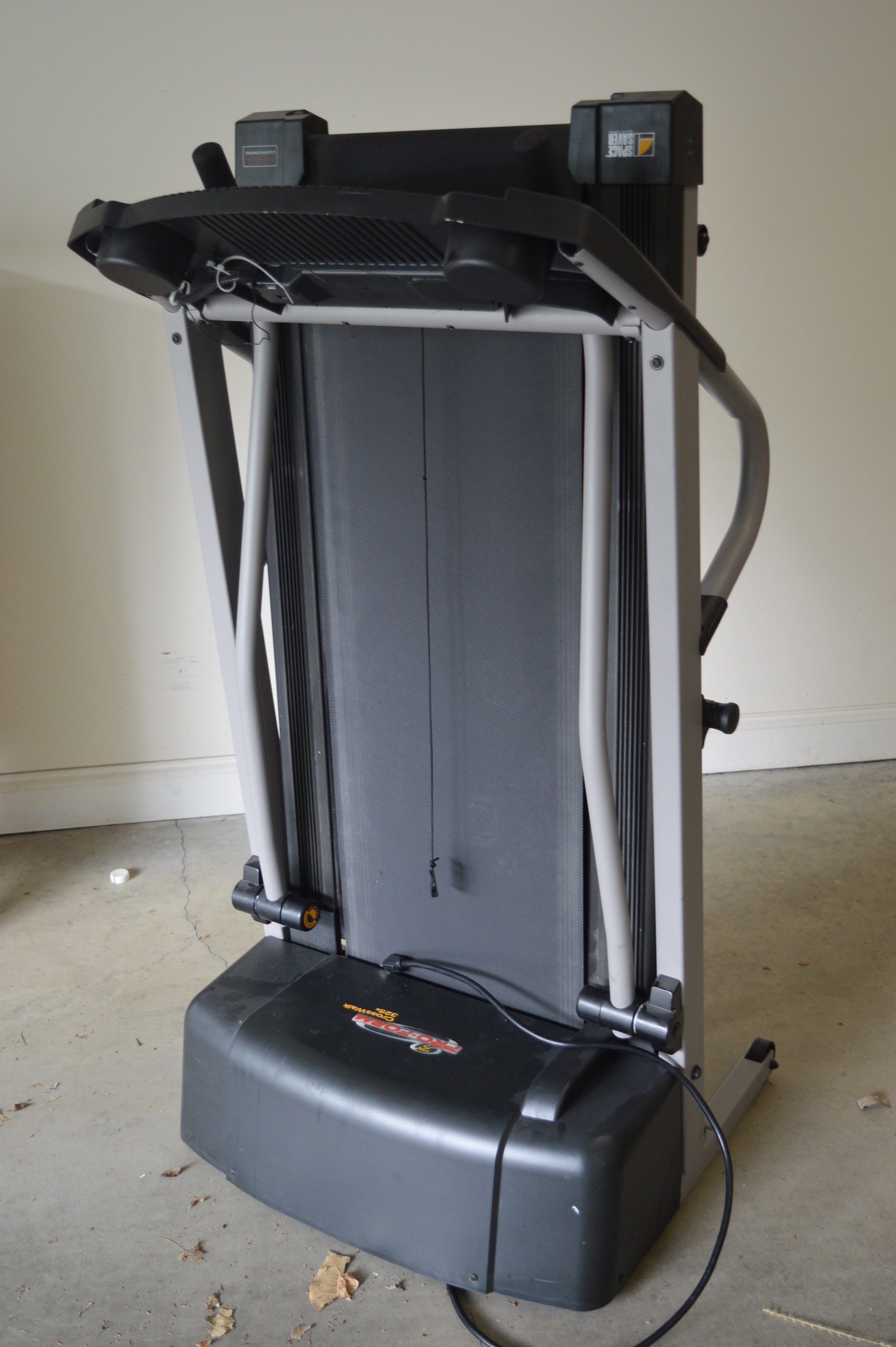 Pro-Form Crosswalk 325x Treadmill