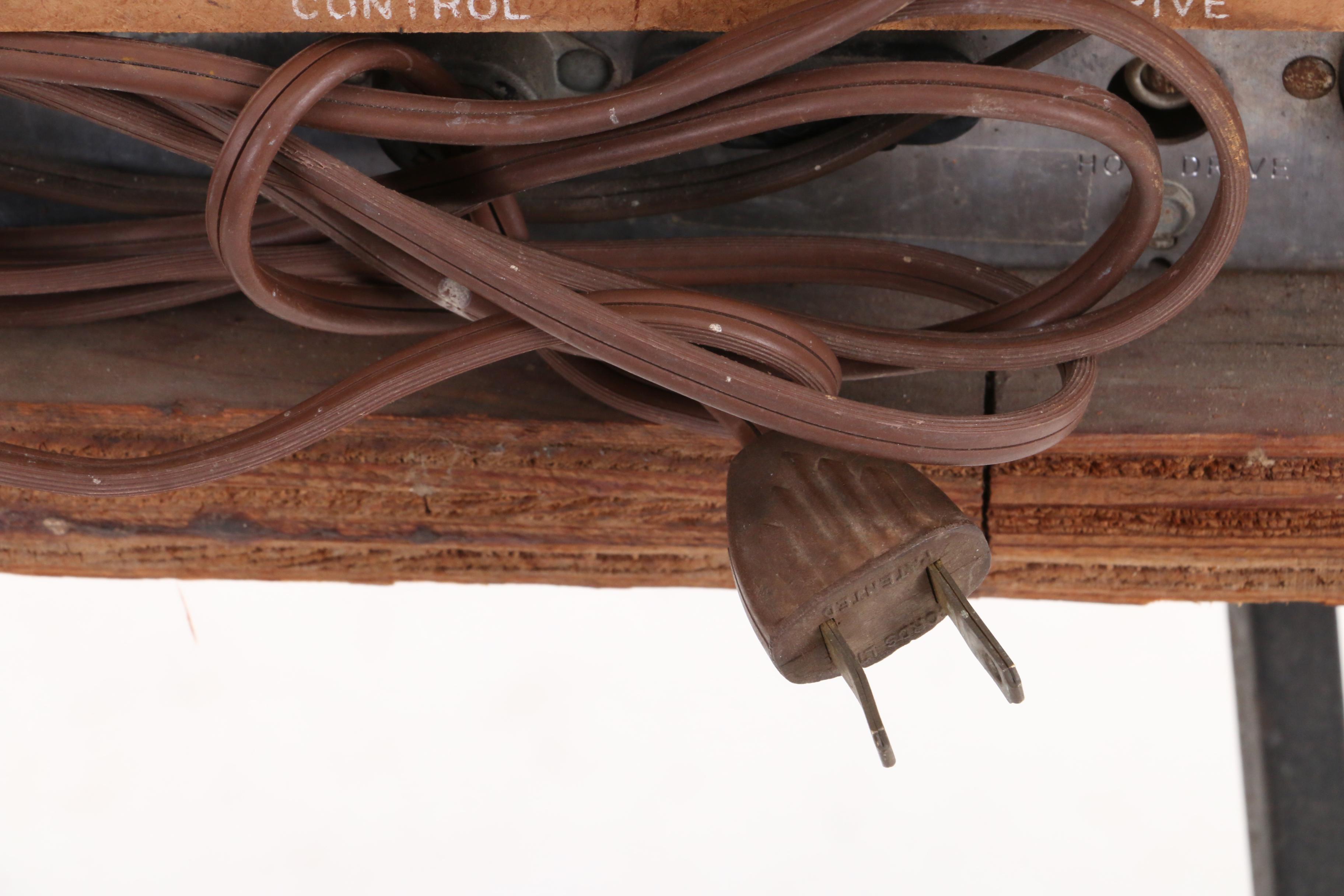 1950s Zenith Television with Bakelite Tuning Knobs