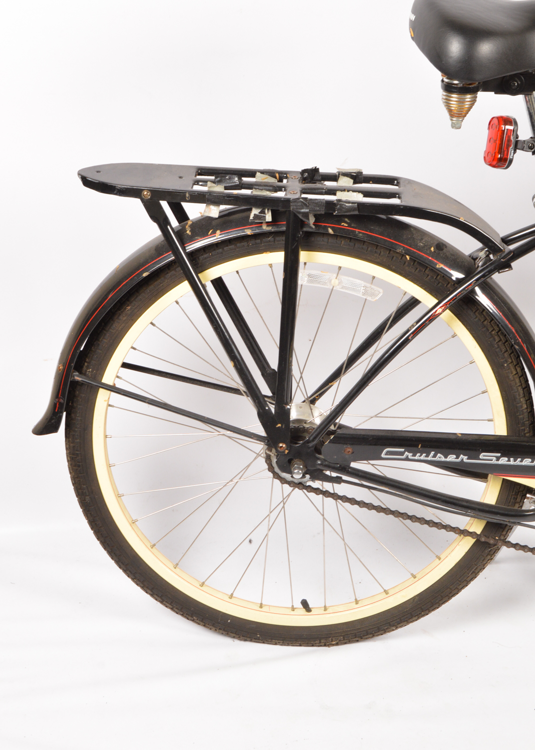 Schwinn Cruiser Seven Beach Cruiser Bicycle