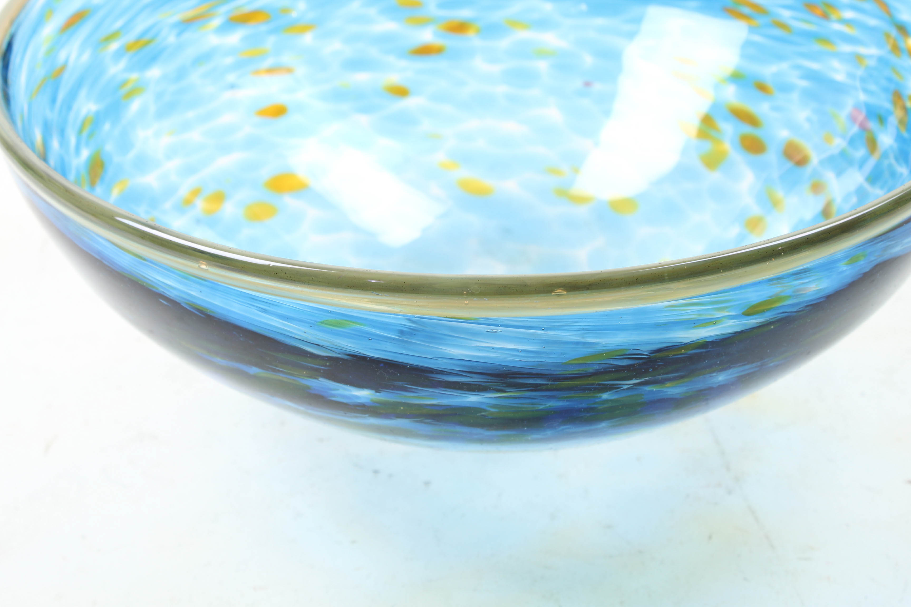 Atrist Signed Vintage Hand-Blown Glass Centerpiece Bowl