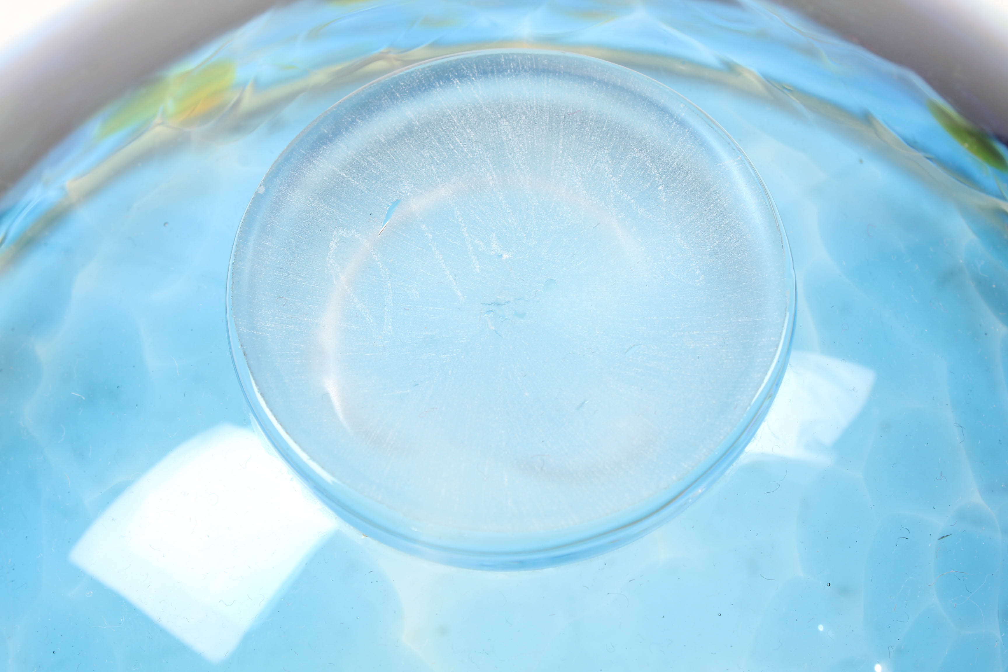 Atrist Signed Vintage Hand-Blown Glass Centerpiece Bowl