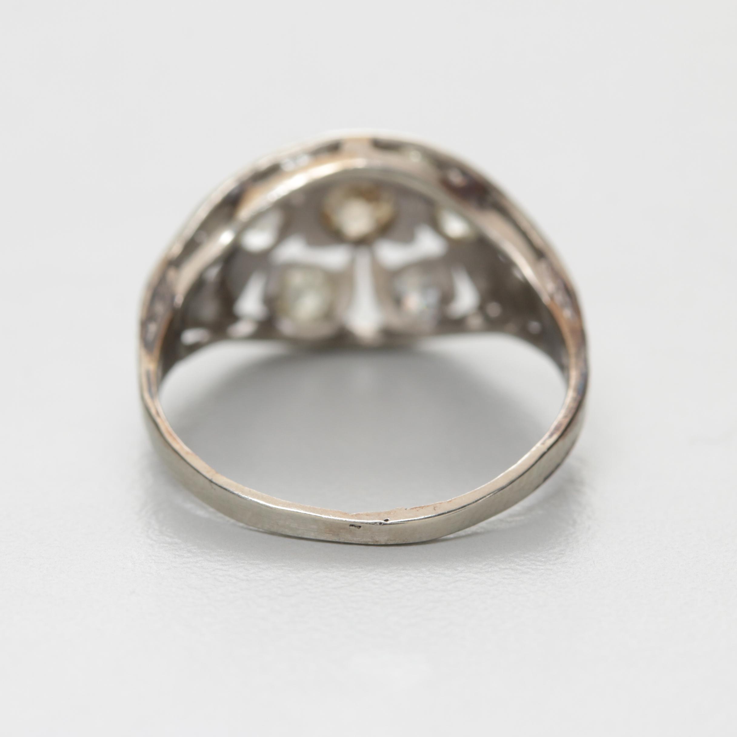Art Deco 14K White Gold Diamond Ring