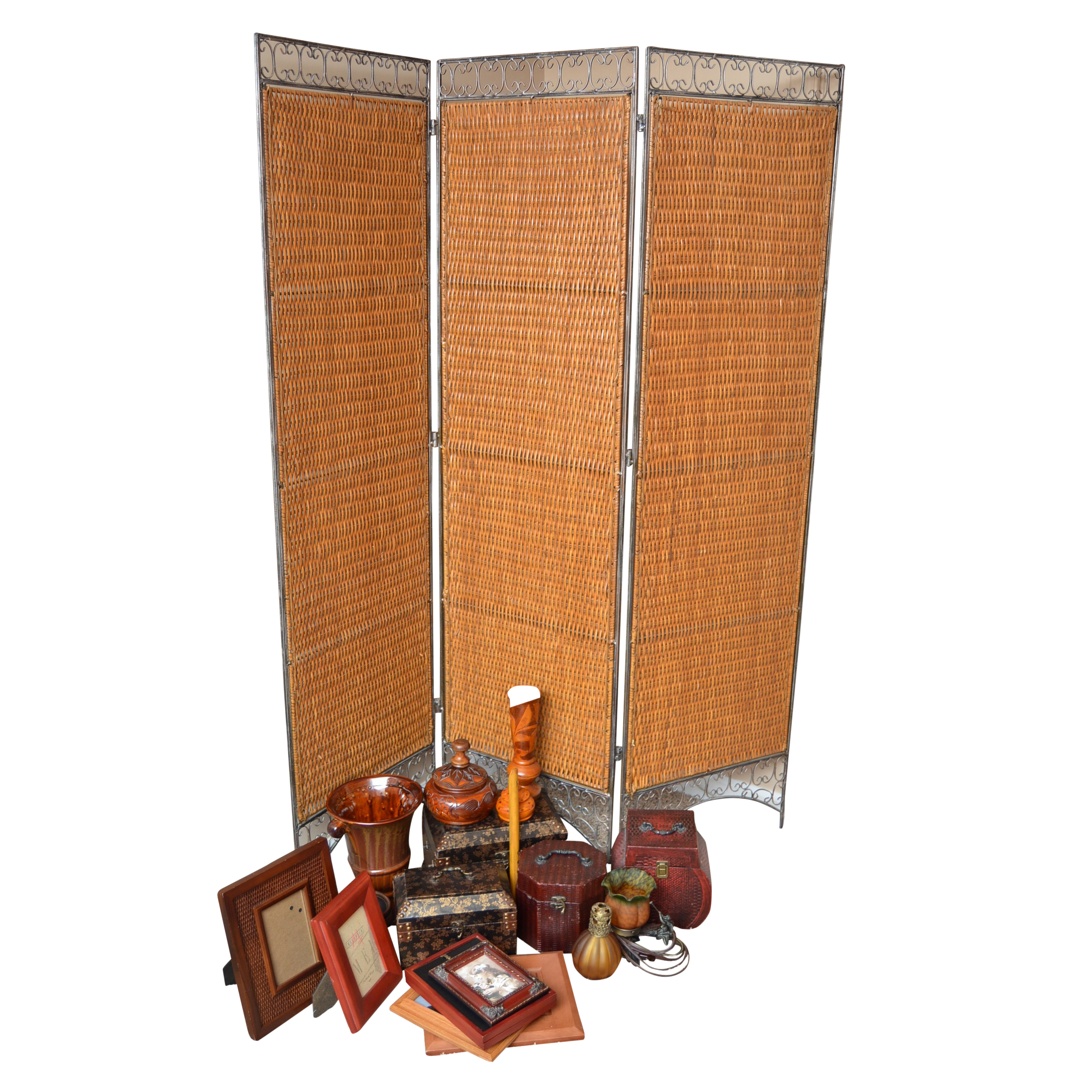 Wicker Trifold Screen and Decor