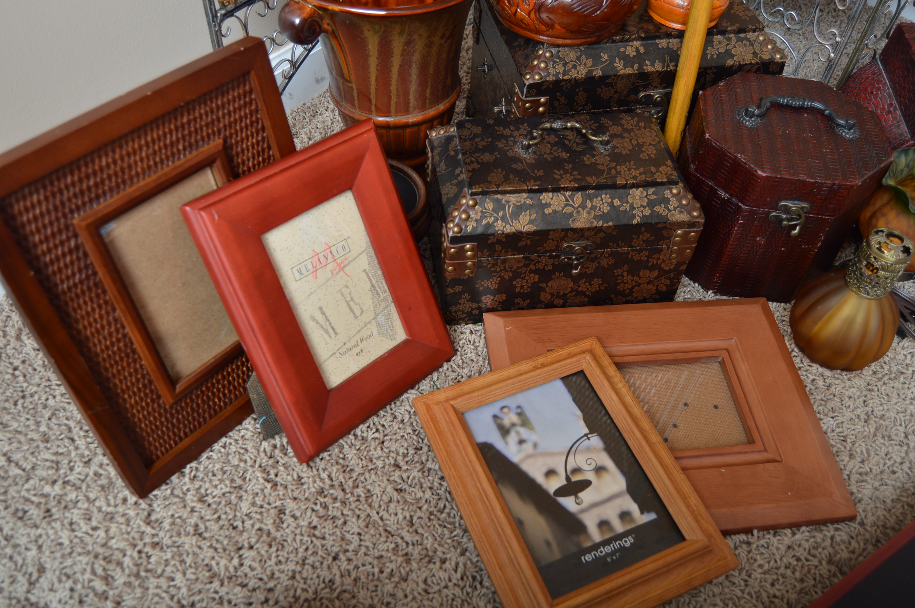 Wicker Trifold Screen and Decor