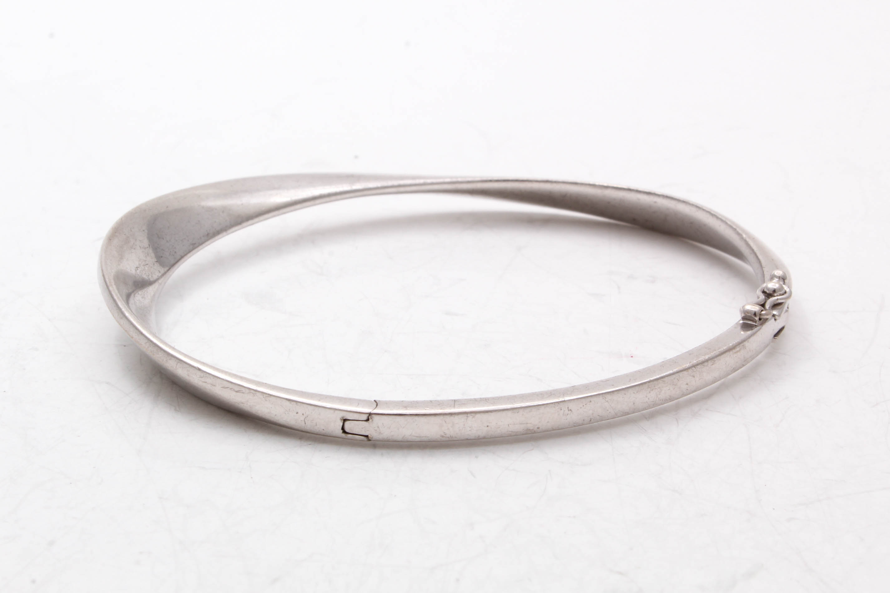 Sterling Silver Hinged Bangle Bracelet
