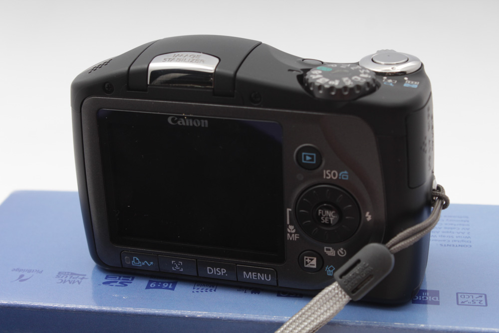 PowerShot SX100 IS Digital Camera by Canon