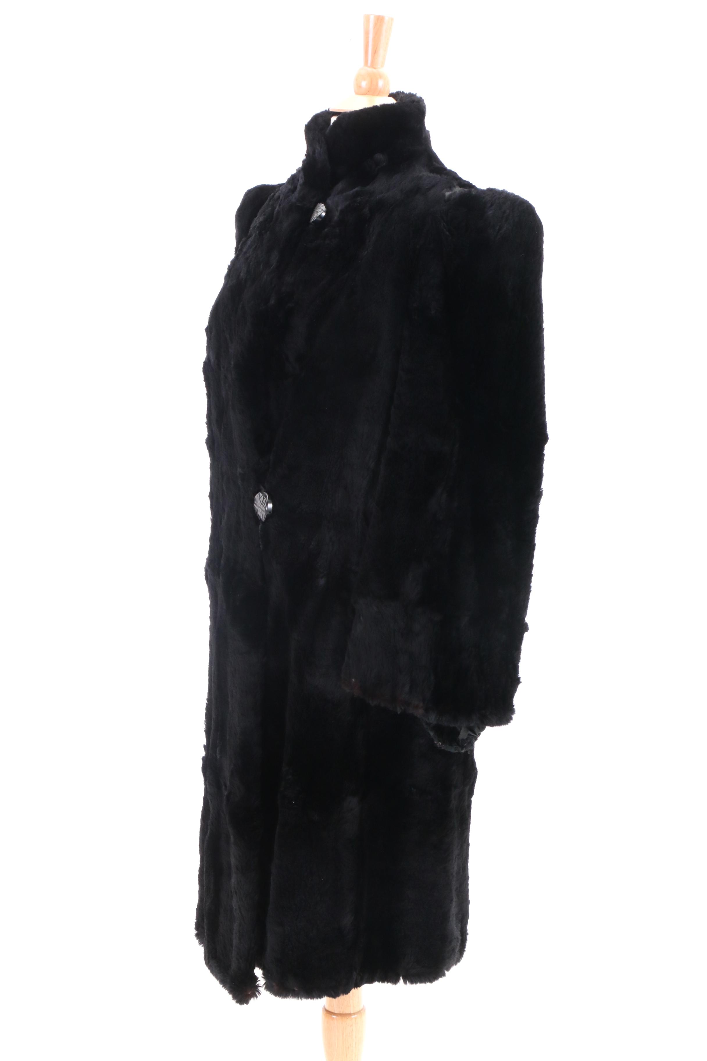 Circa 1940s Vintage Stern's Seal Dyed Rabbit Fur Coat