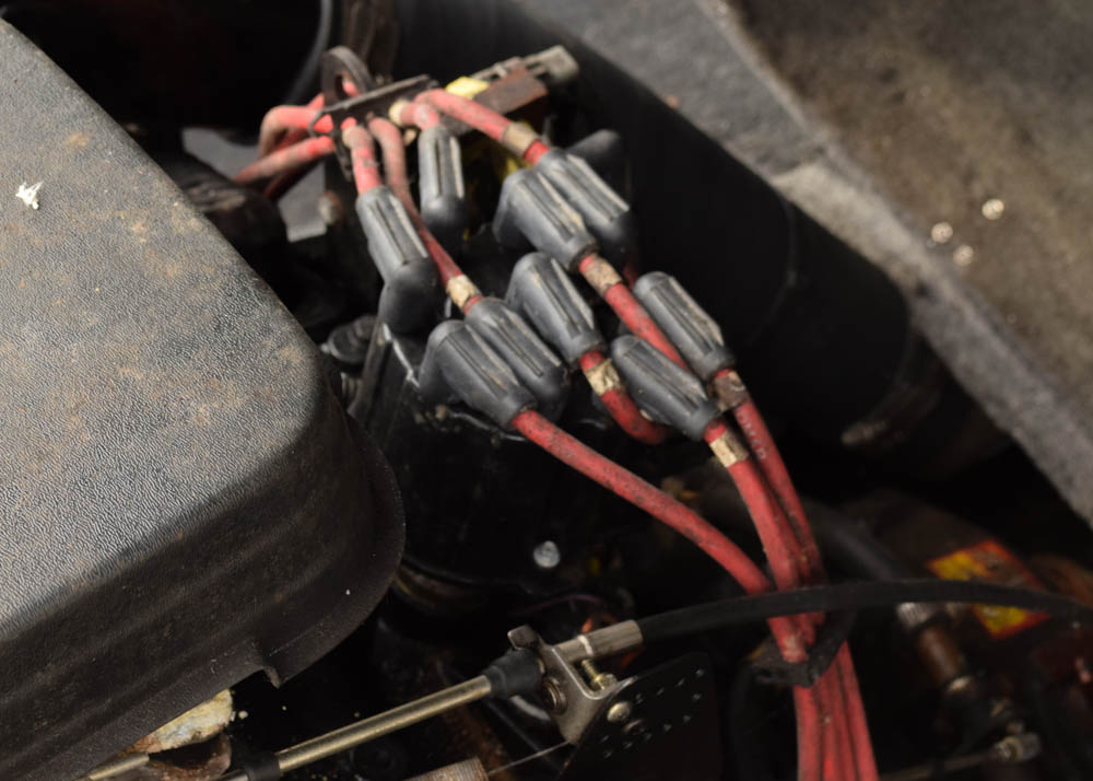 1999 Moomba Mobius 21-Foot Ski Boat and Boatmate Trailer