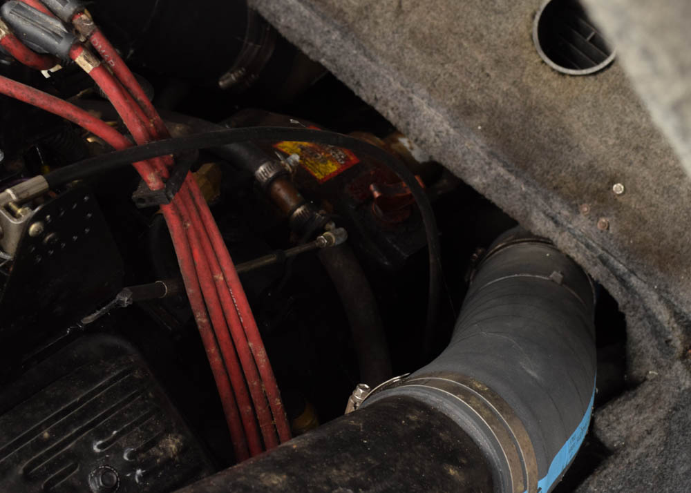 1999 Moomba Mobius 21-Foot Ski Boat and Boatmate Trailer