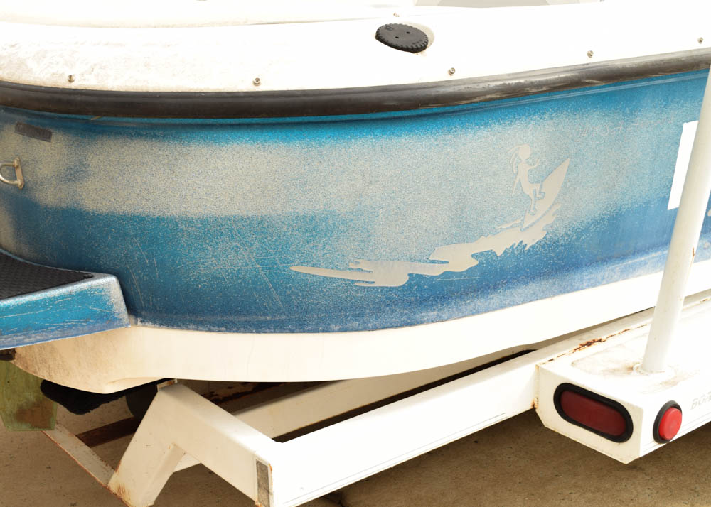 1999 Moomba Mobius 21-Foot Ski Boat and Boatmate Trailer