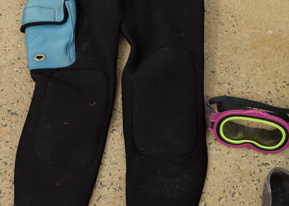 1999 Moomba Mobius 21-Foot Ski Boat and Boatmate Trailer