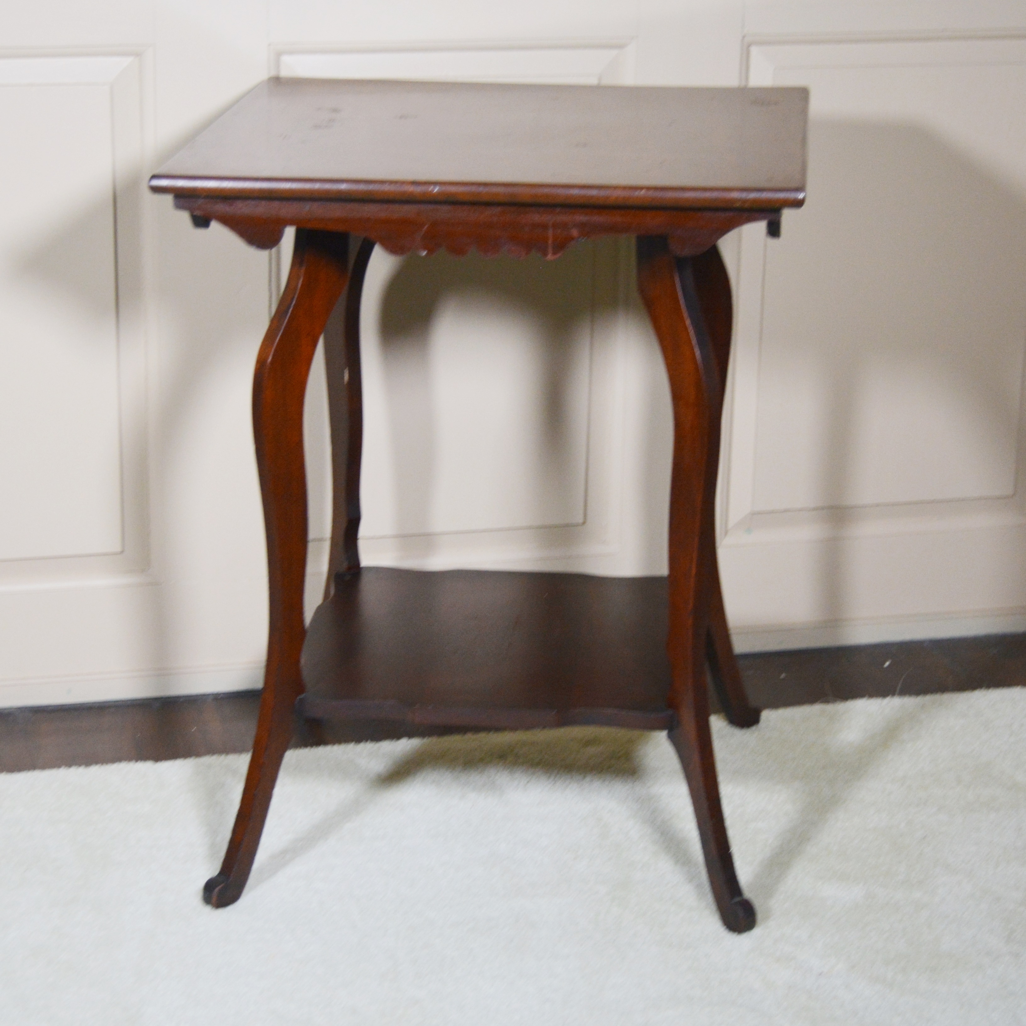 Late Victorian Mahogany Lamp Table, Late 19th/ Early 20th Century