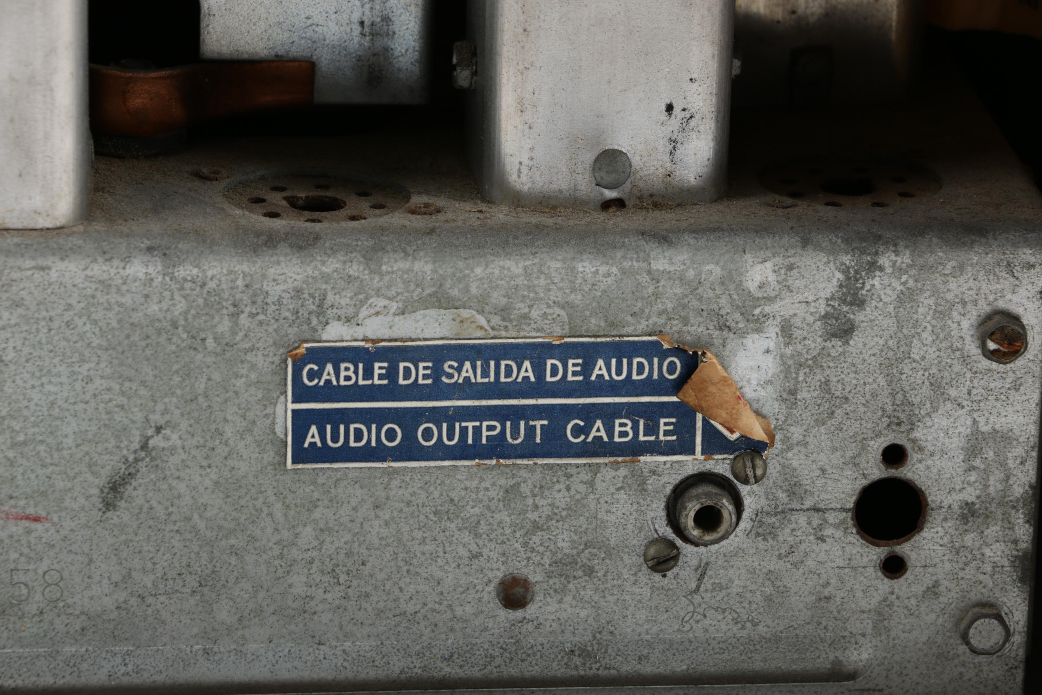 1949 General Electric Tabletop FM Radio, Model XFM-1