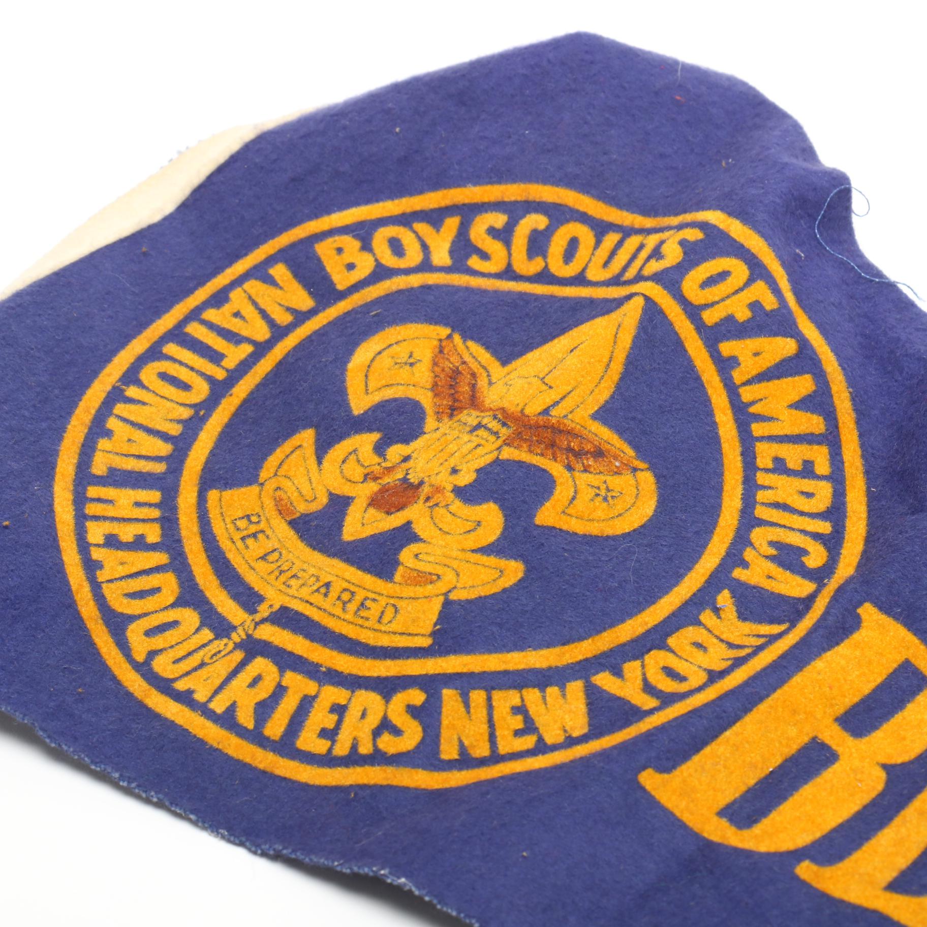 1940s-1950s Boy Scouts Pocket Knife and Felt Banner