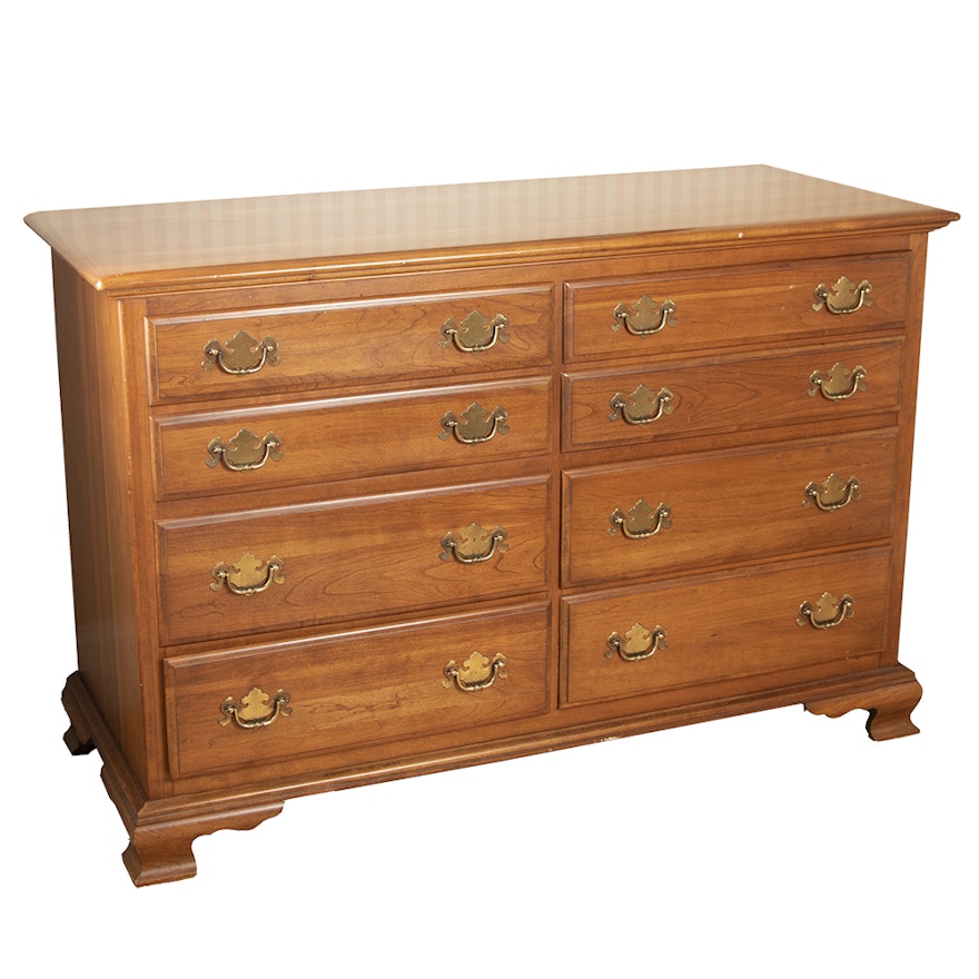 Federal Style Cherry Chest of Drawers by Ethan Allen, 20th Century