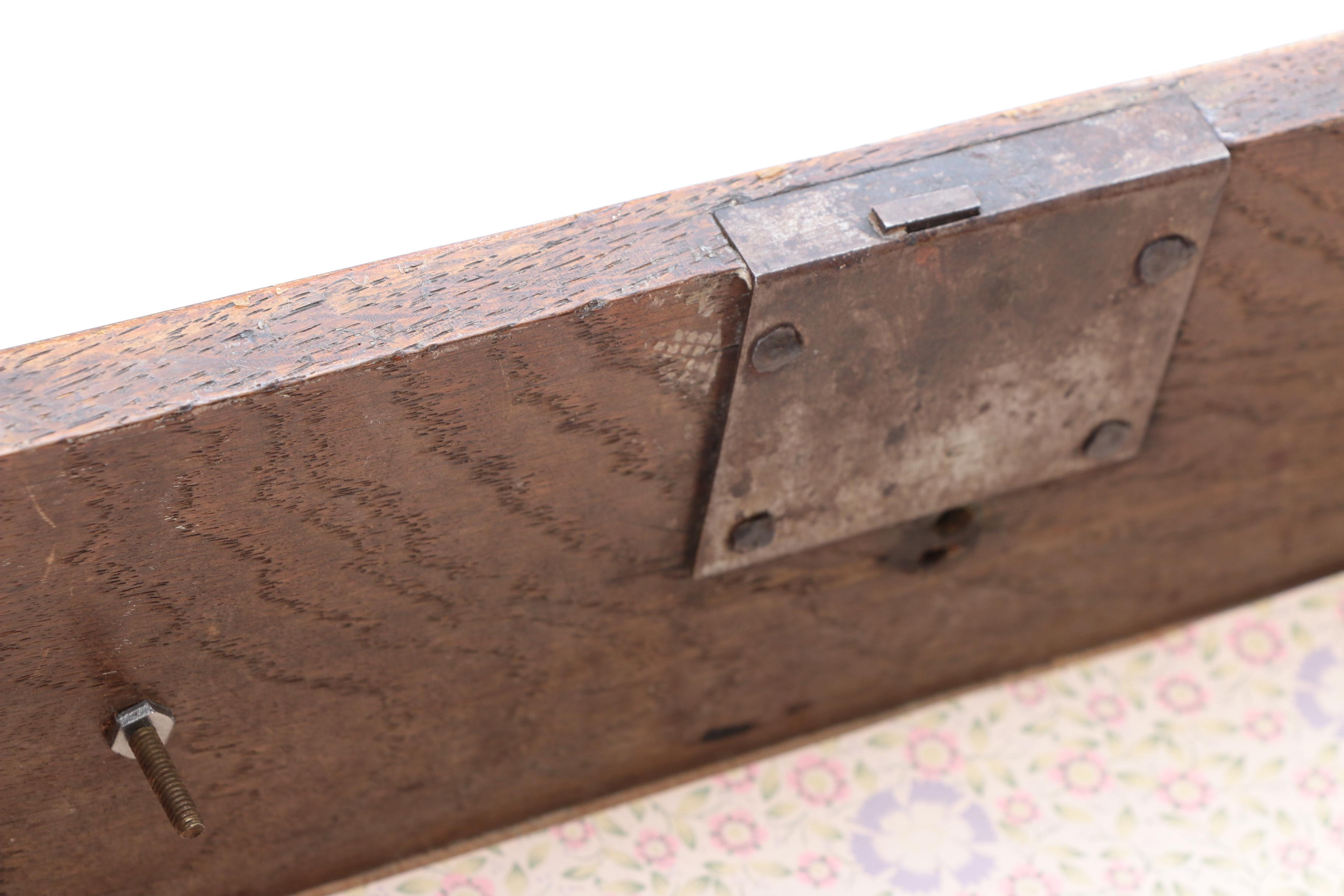 George I Walnut Chest of Drawers, Early 18th Century