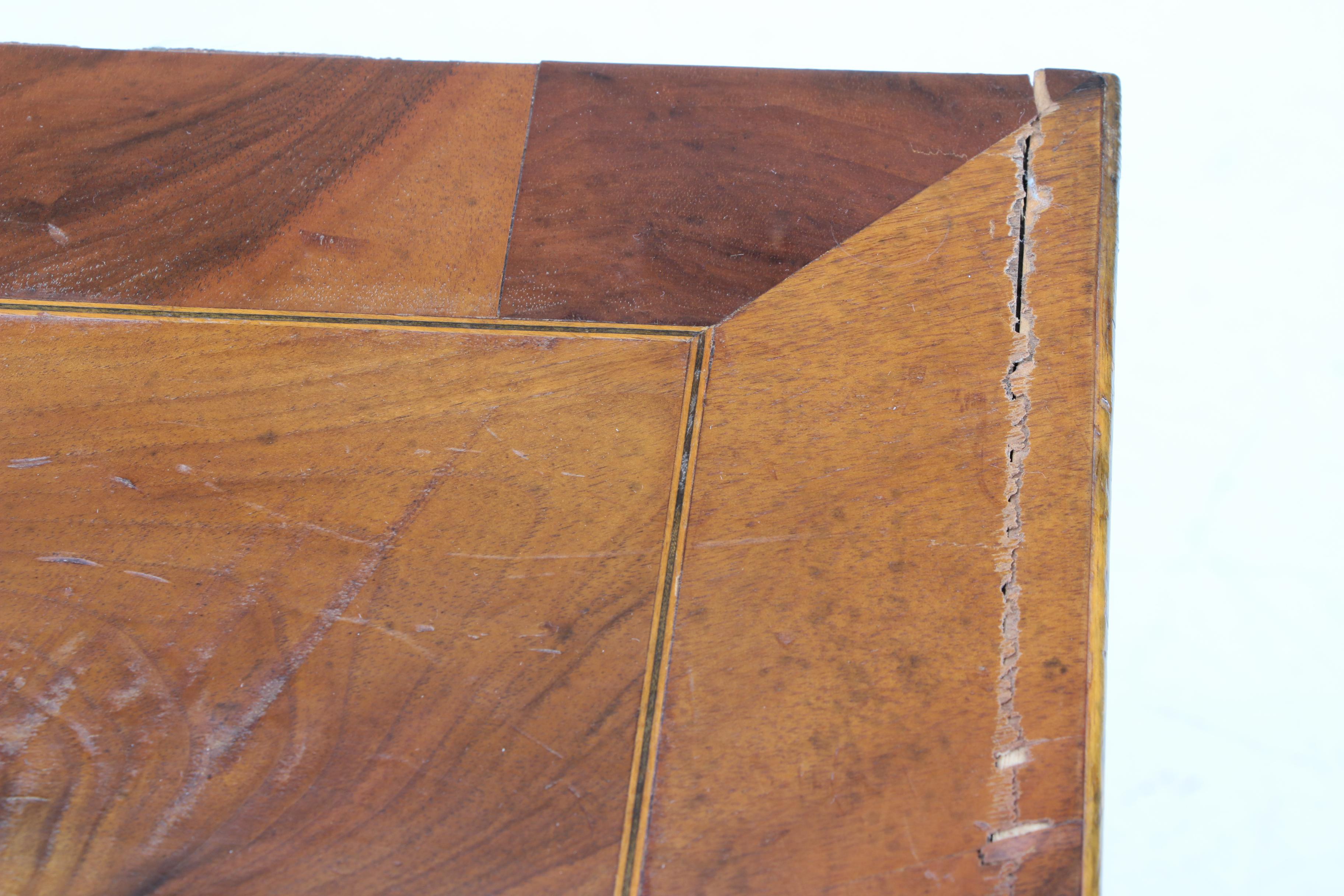 George I Walnut Chest of Drawers, Early 18th Century