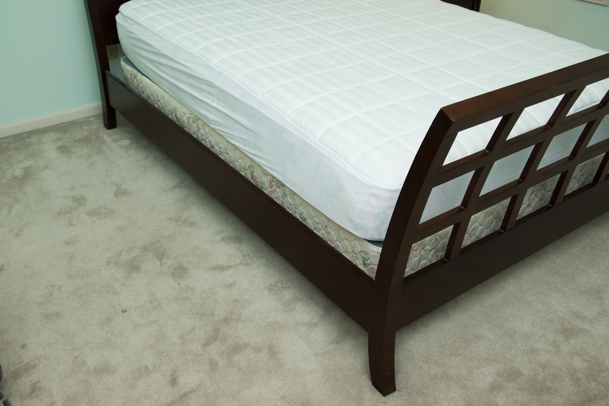 Contemporary Queen Sleigh Bed Frame