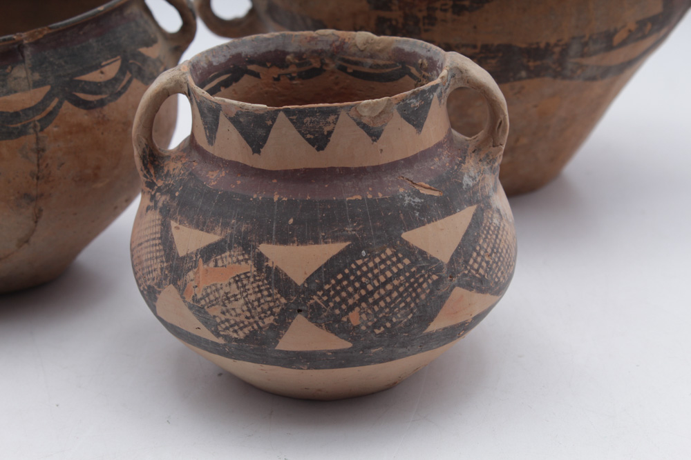 Archaistic Pottery Jars