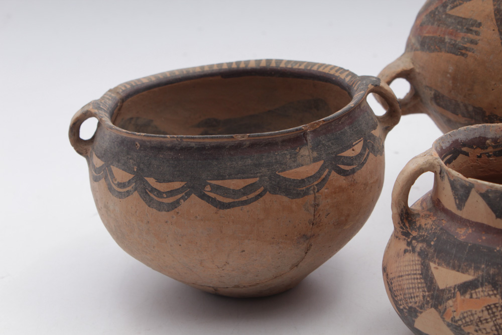 Archaistic Pottery Jars