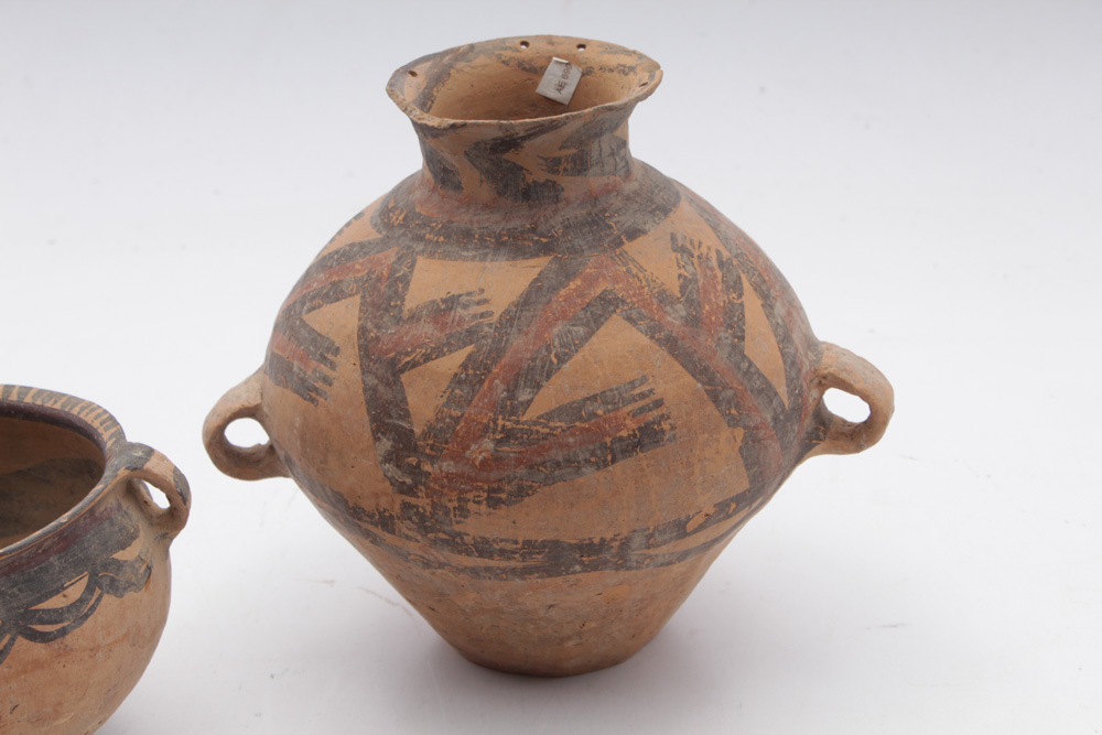 Archaistic Pottery Jars
