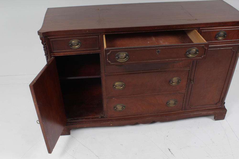 Vintage Hepplewhite Style Mahogany Veneer Credenza