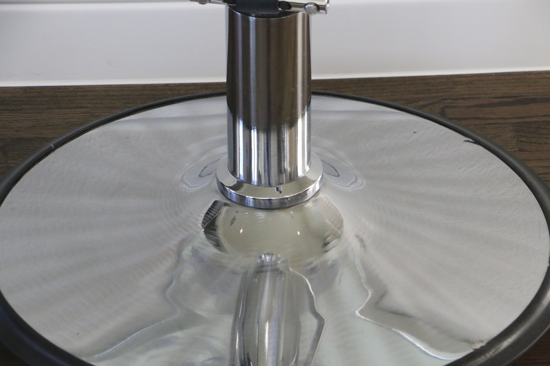 Hydra Design Glass Top Adjustable Coffee Table