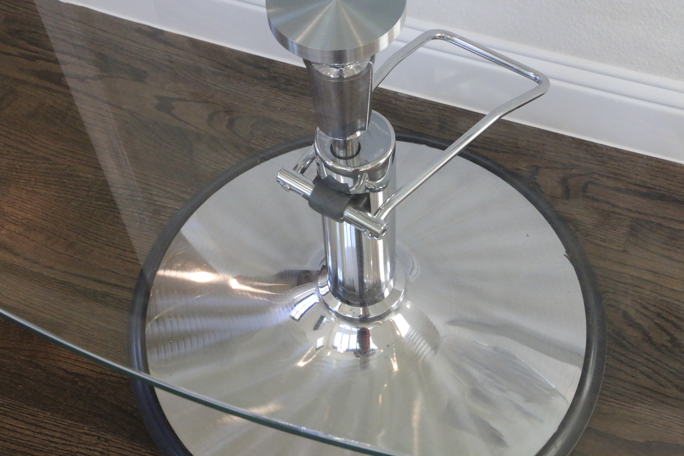 Hydra Design Glass Top Adjustable Coffee Table