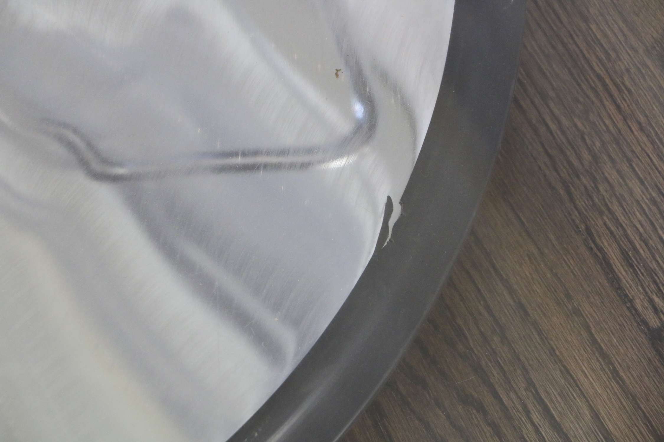 Hydra Design Glass Top Adjustable Coffee Table