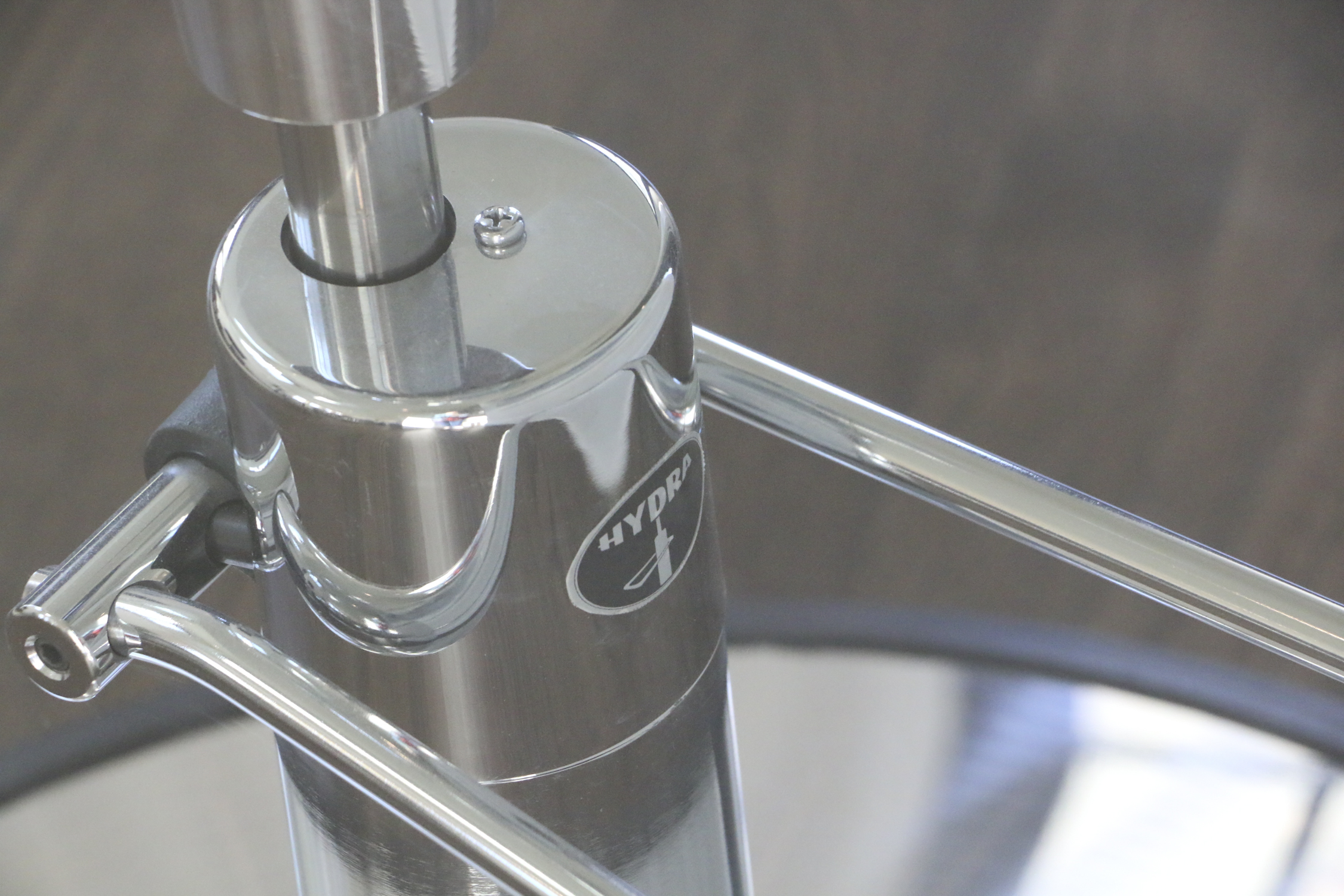 Hydra Design Glass Top Adjustable Coffee Table