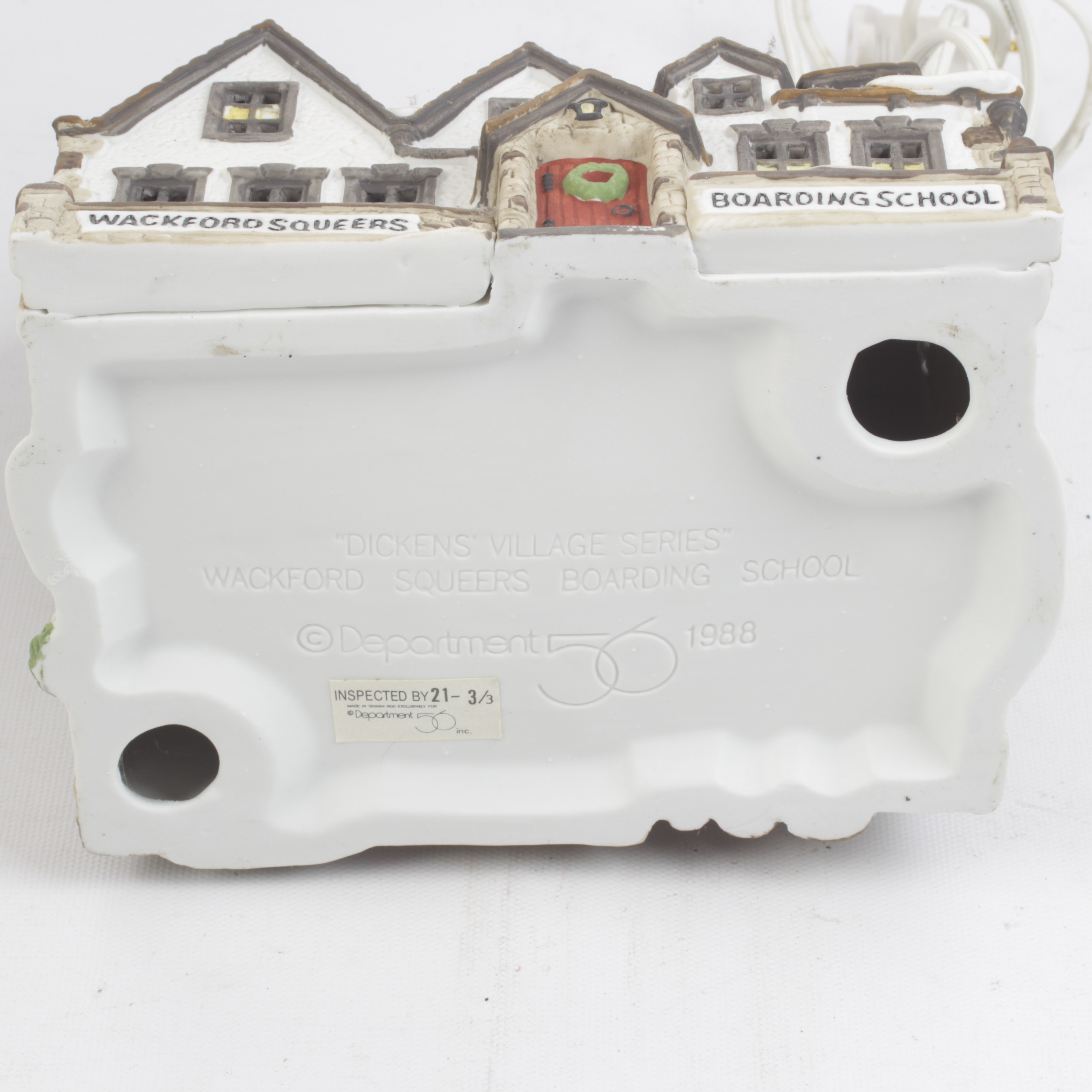 Dept. 56 The Heritage Dickens' Village Collection Porcelain Houses