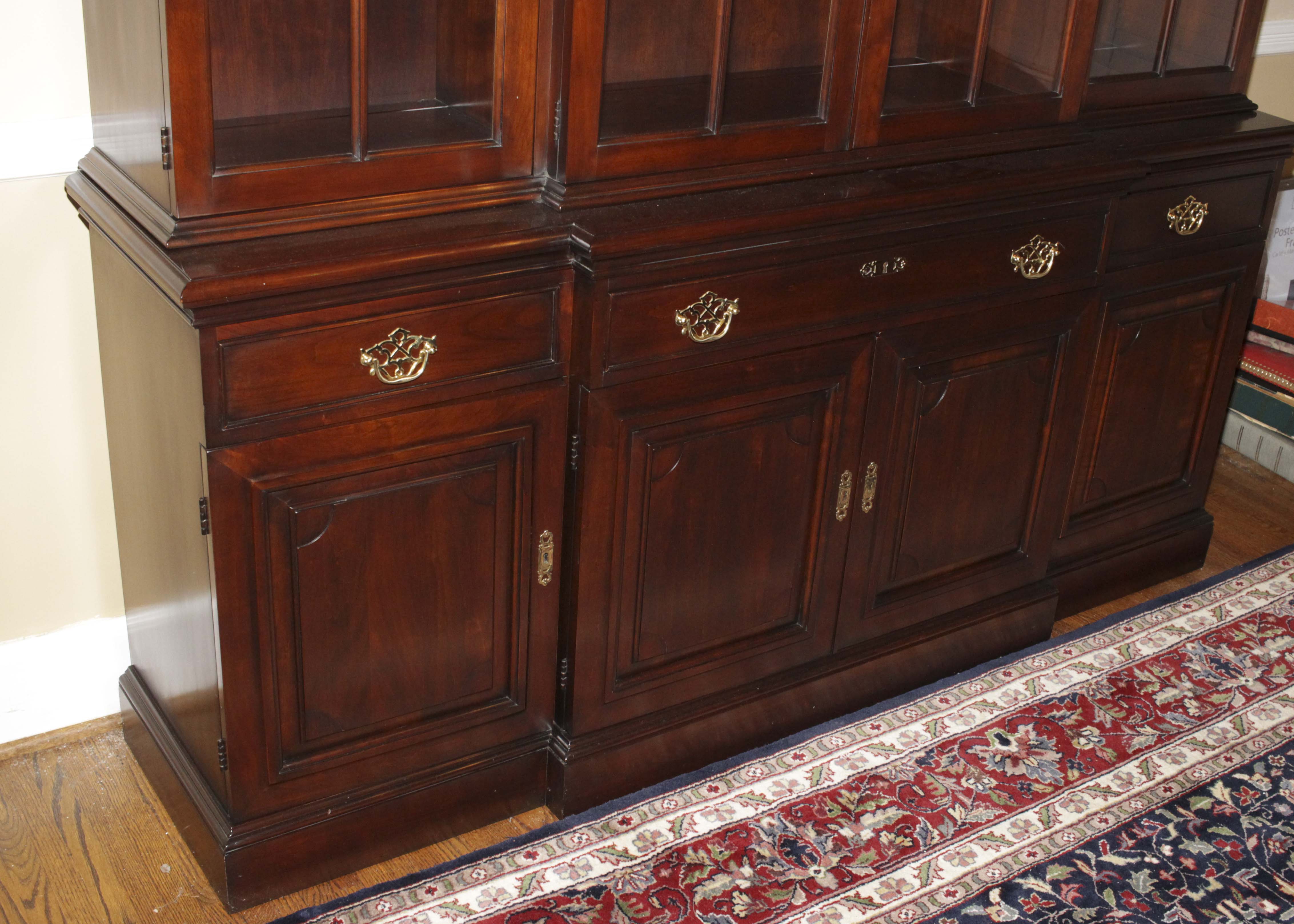 Statton Chippendale Style Breakfront China Cabinet