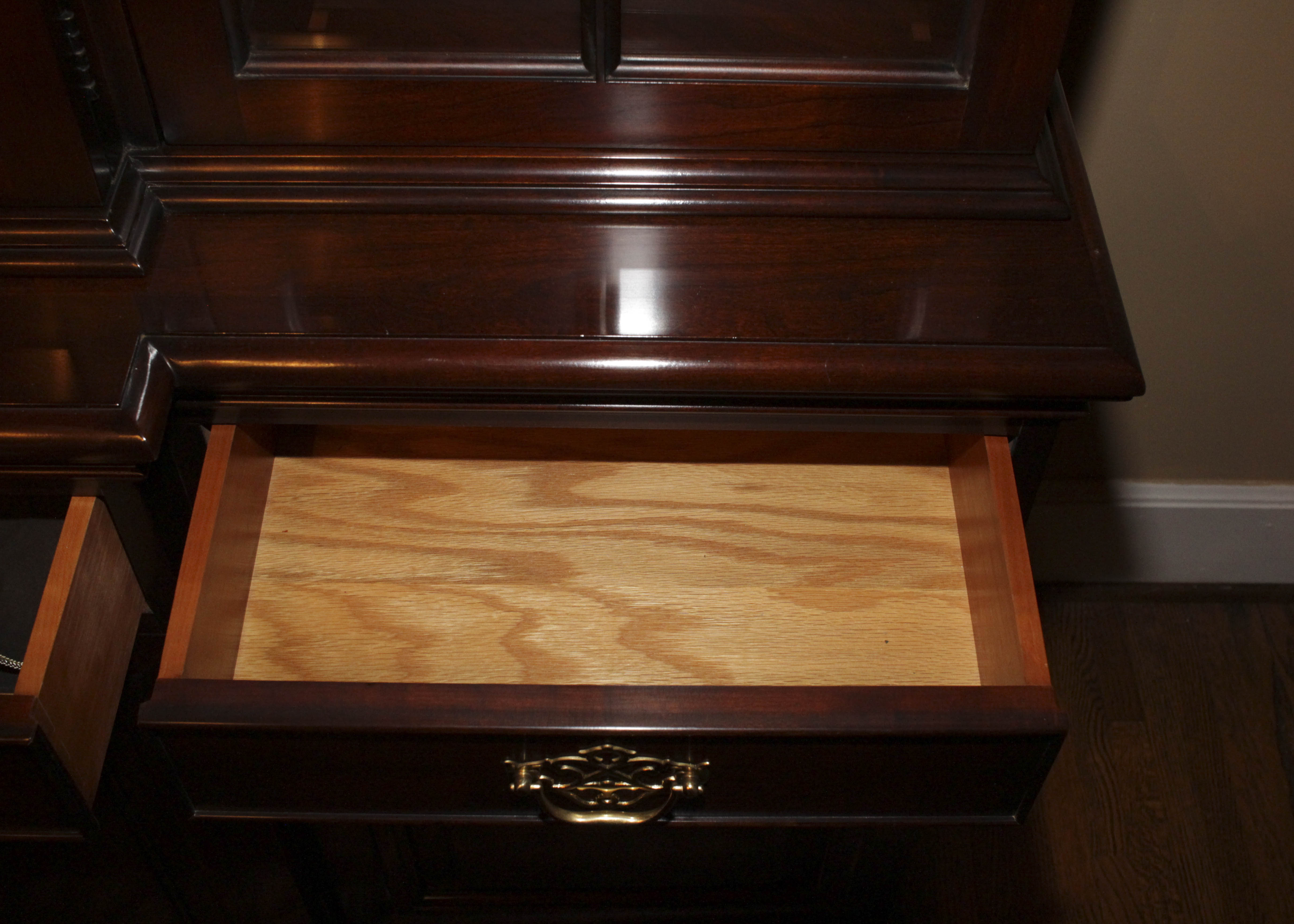 Statton Chippendale Style Breakfront China Cabinet