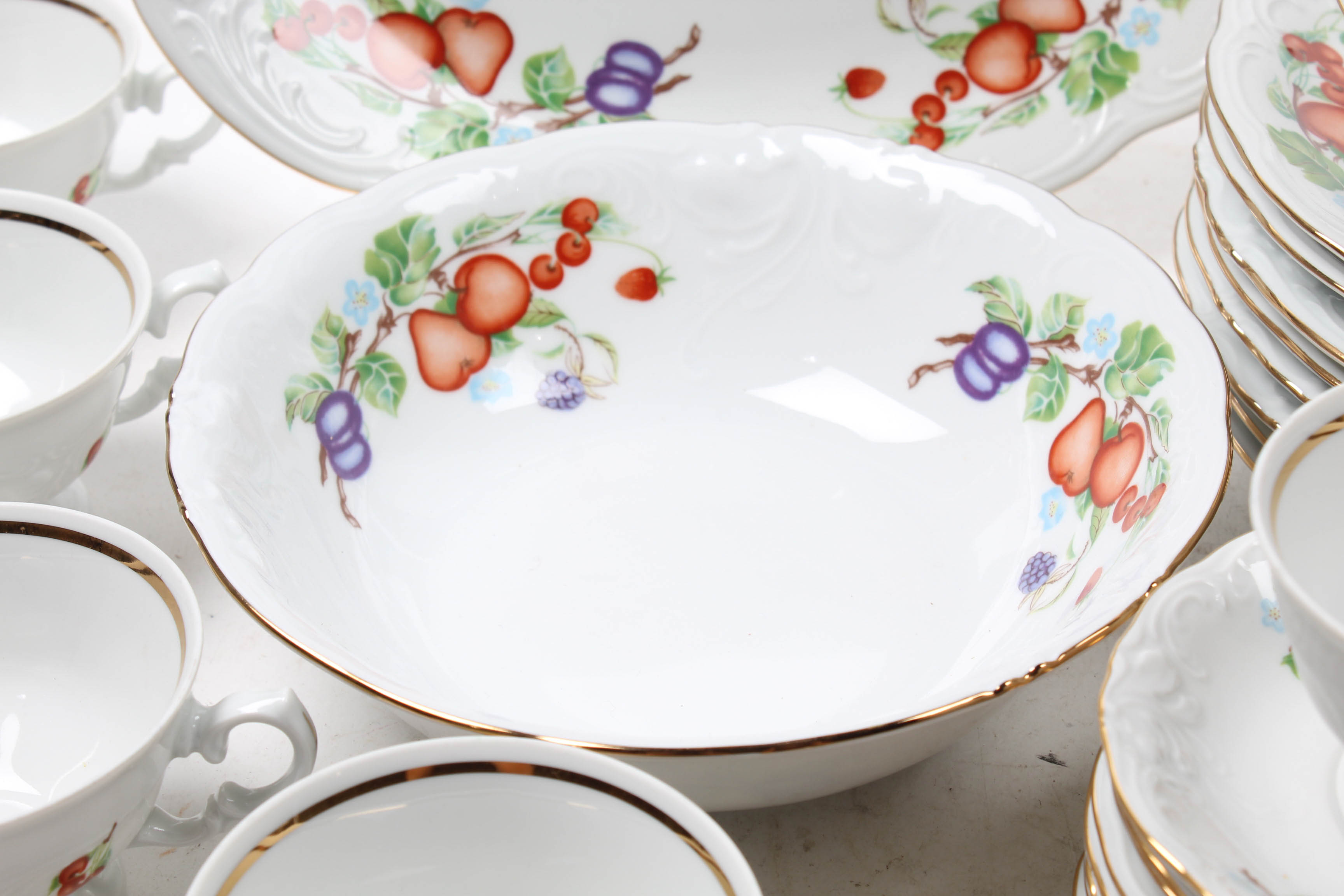Royal Kent "Fruit Garland" Porcelain Dinner Service